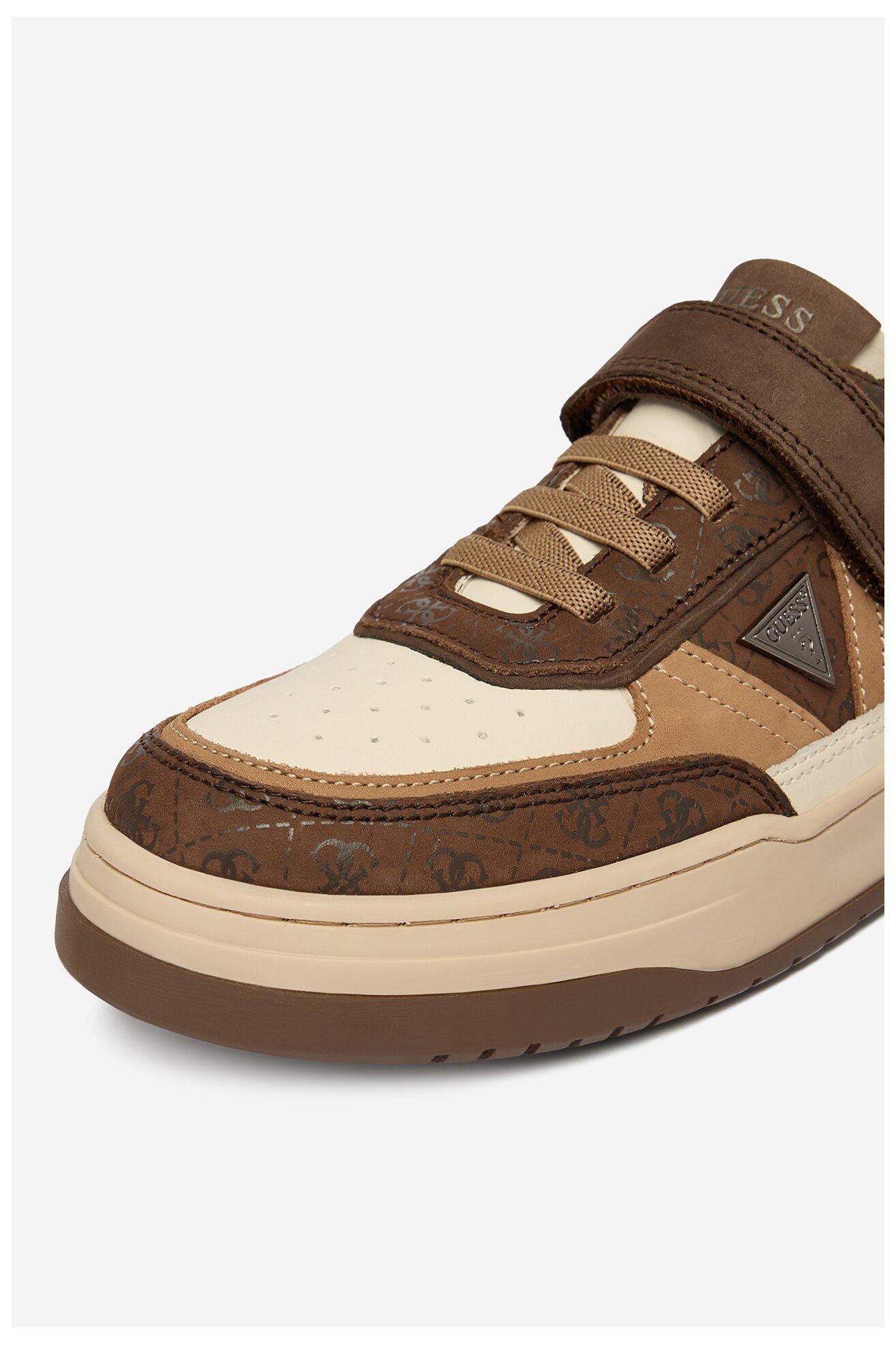 Sneakers GUESS EO-CI12-CAROL-04 Brązowy