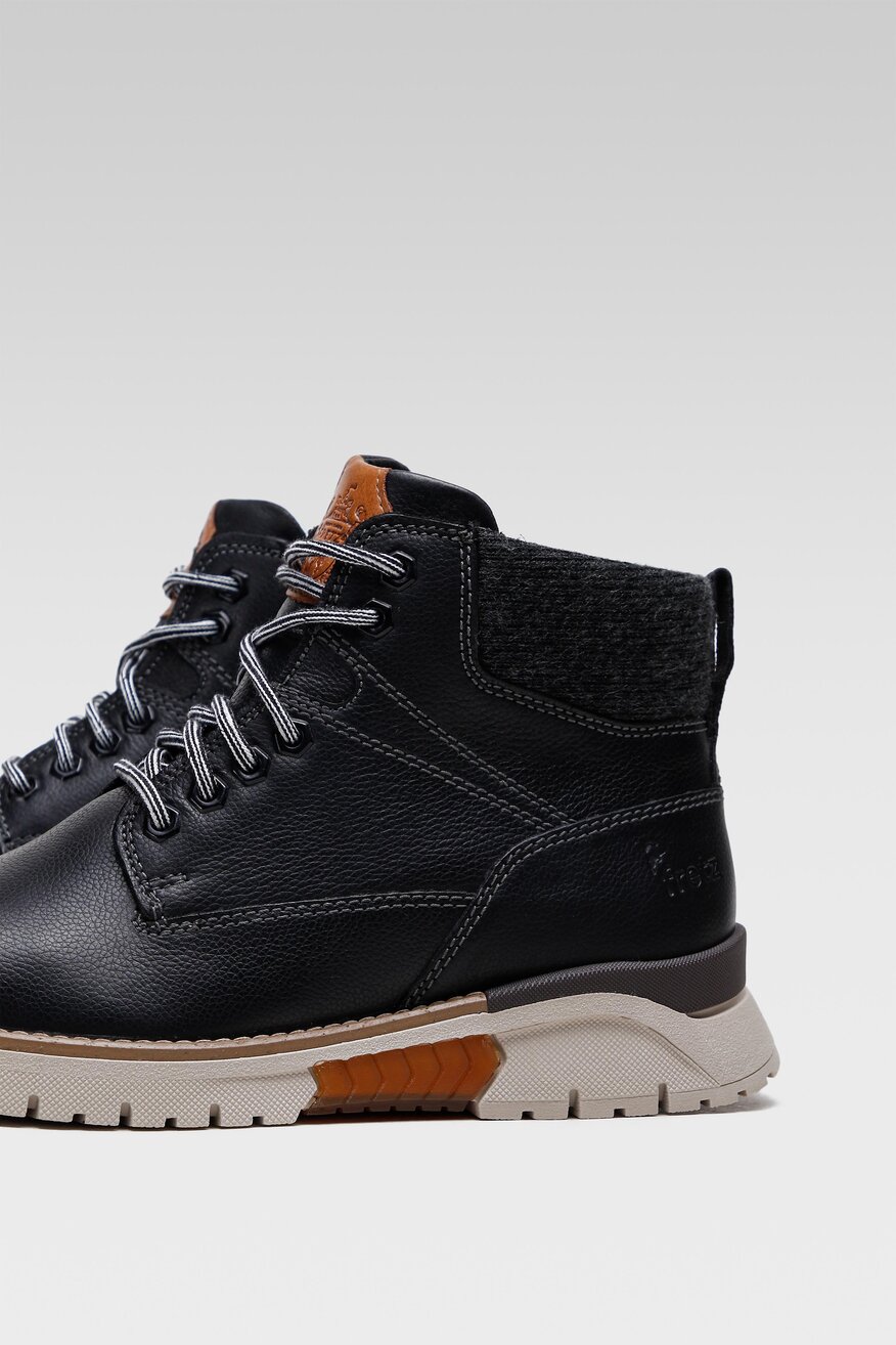 
                Fretz Men - Skórzane trzewiki czarne - 5903698977737