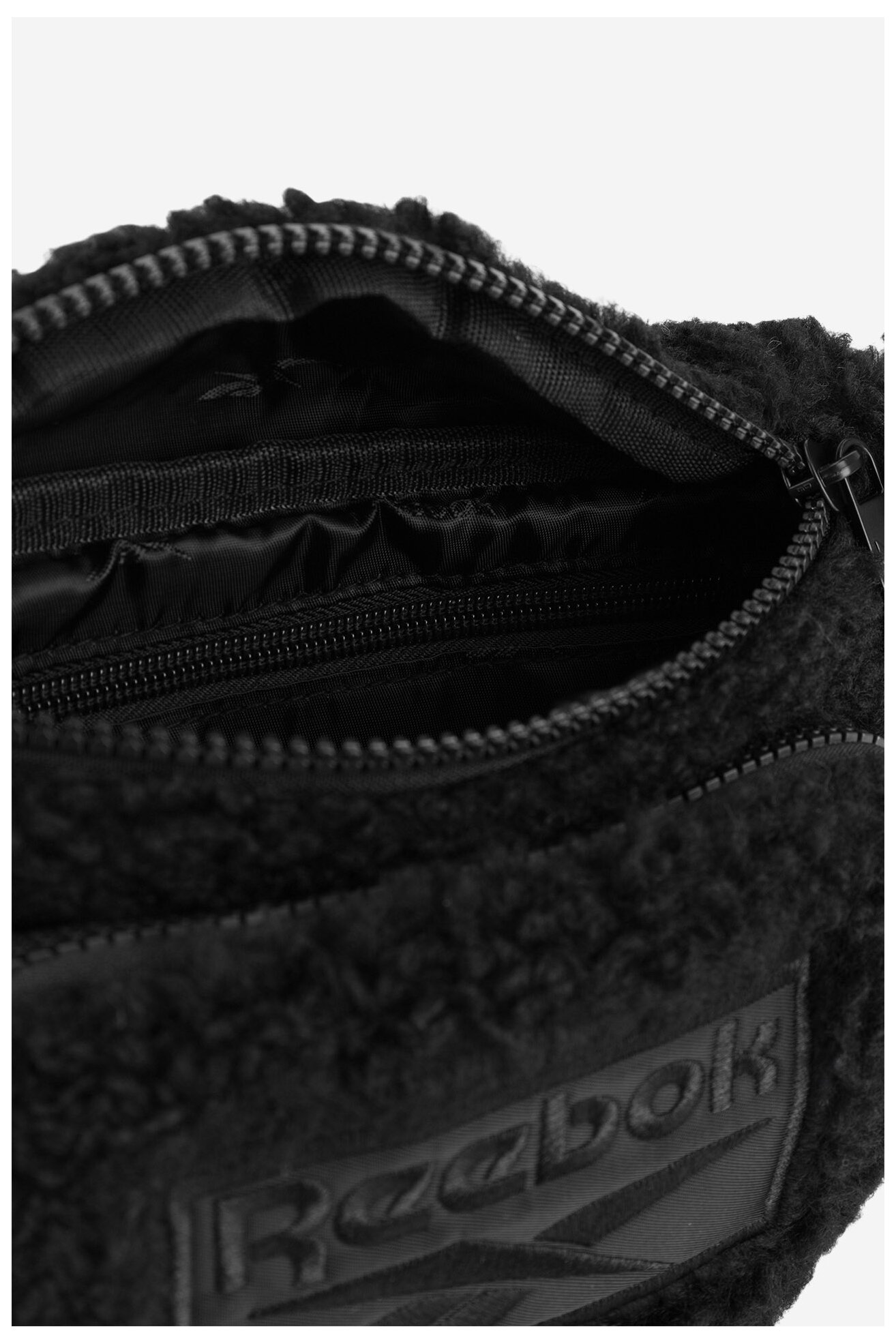 Torebka Reebok RBK-017-CCC-06 Czarny