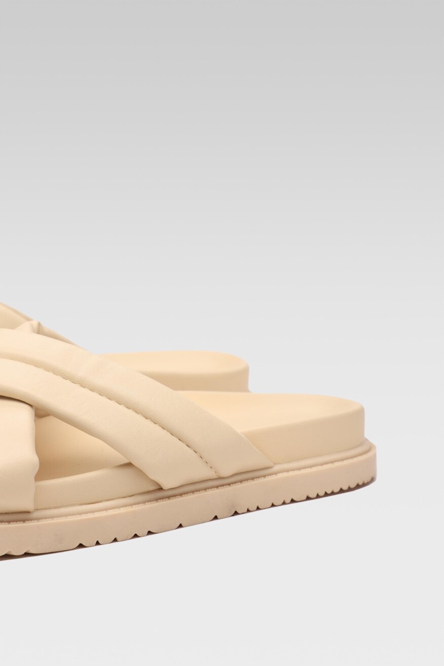 
                Jenny Fairy - Klapki pastelowe beżowe - 5903698672342