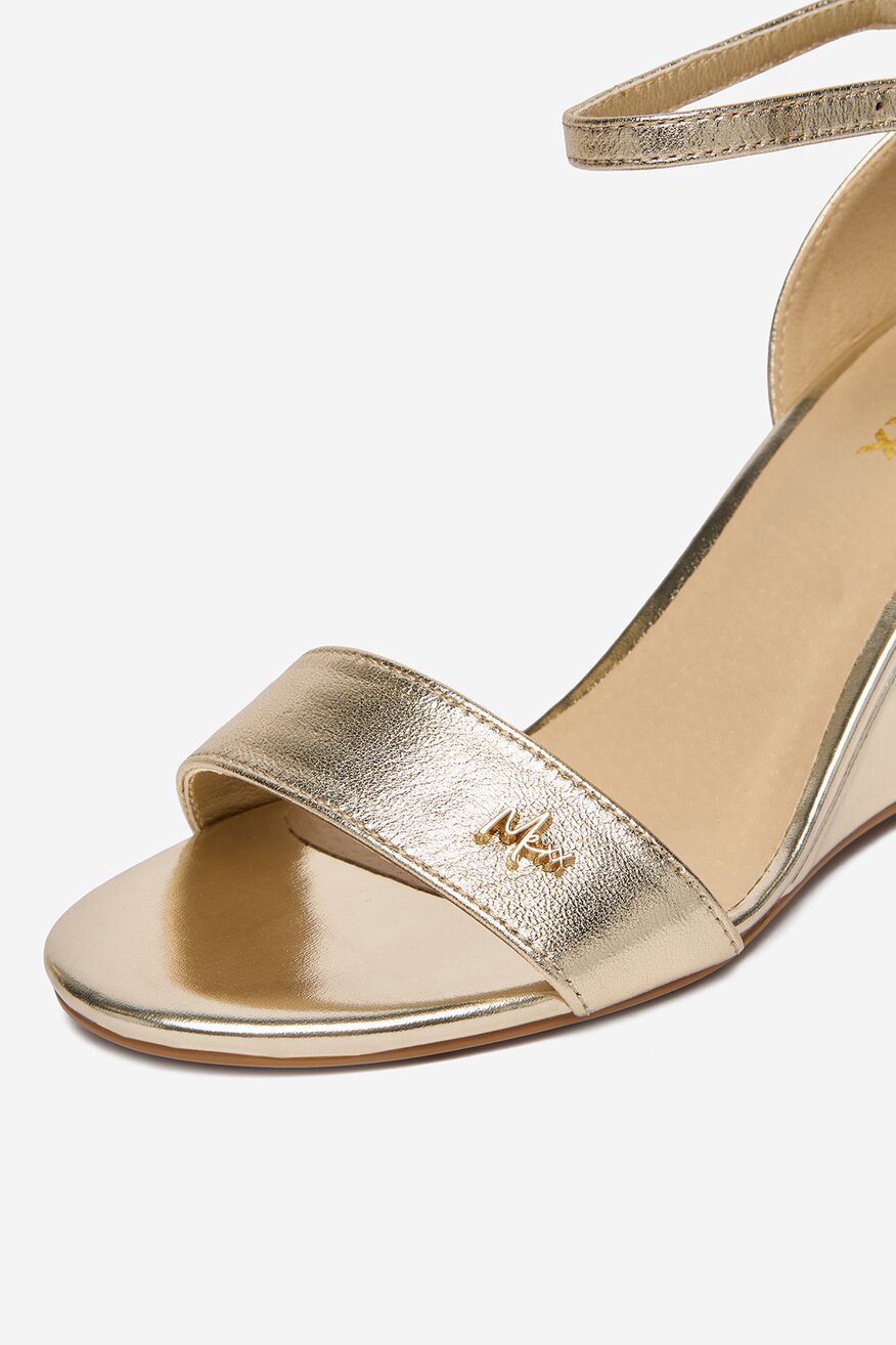 
                Сандалі Mexx ЗОЛОТИЙ - 5907964068006