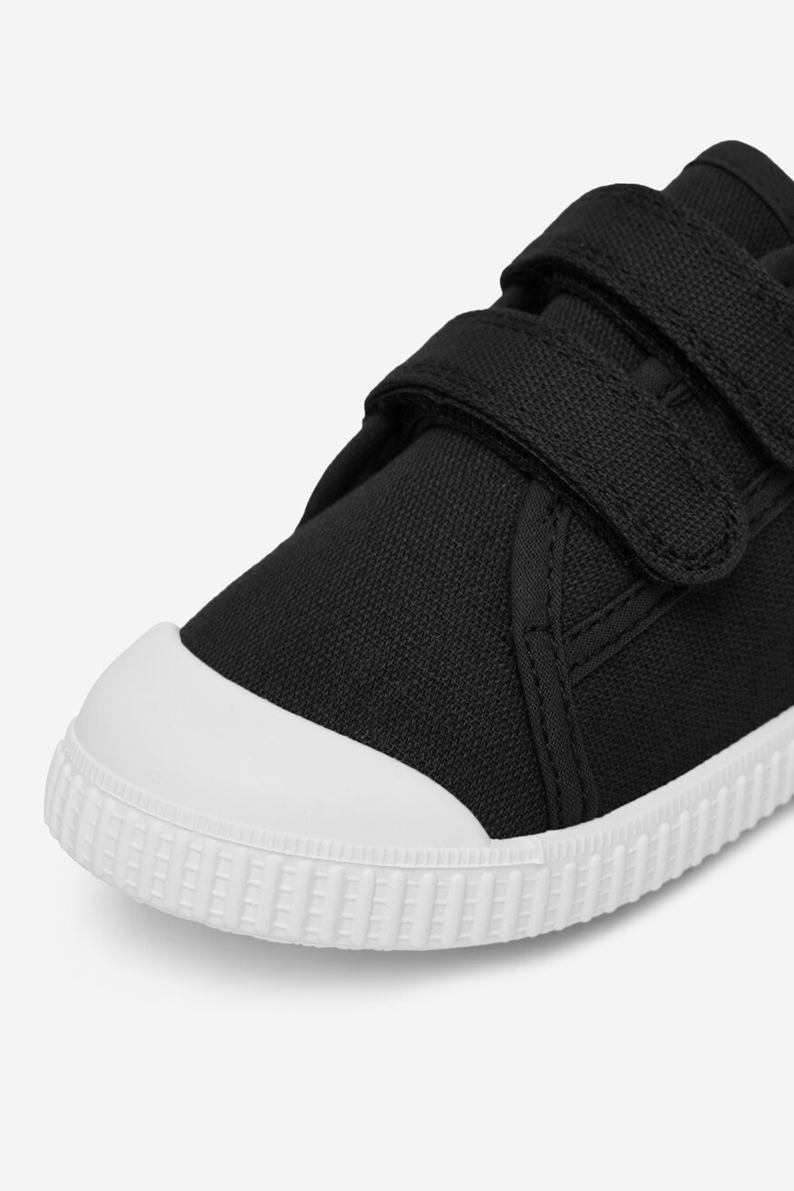 
                Sportska obuća Sprandi CRNA - 5906751242339