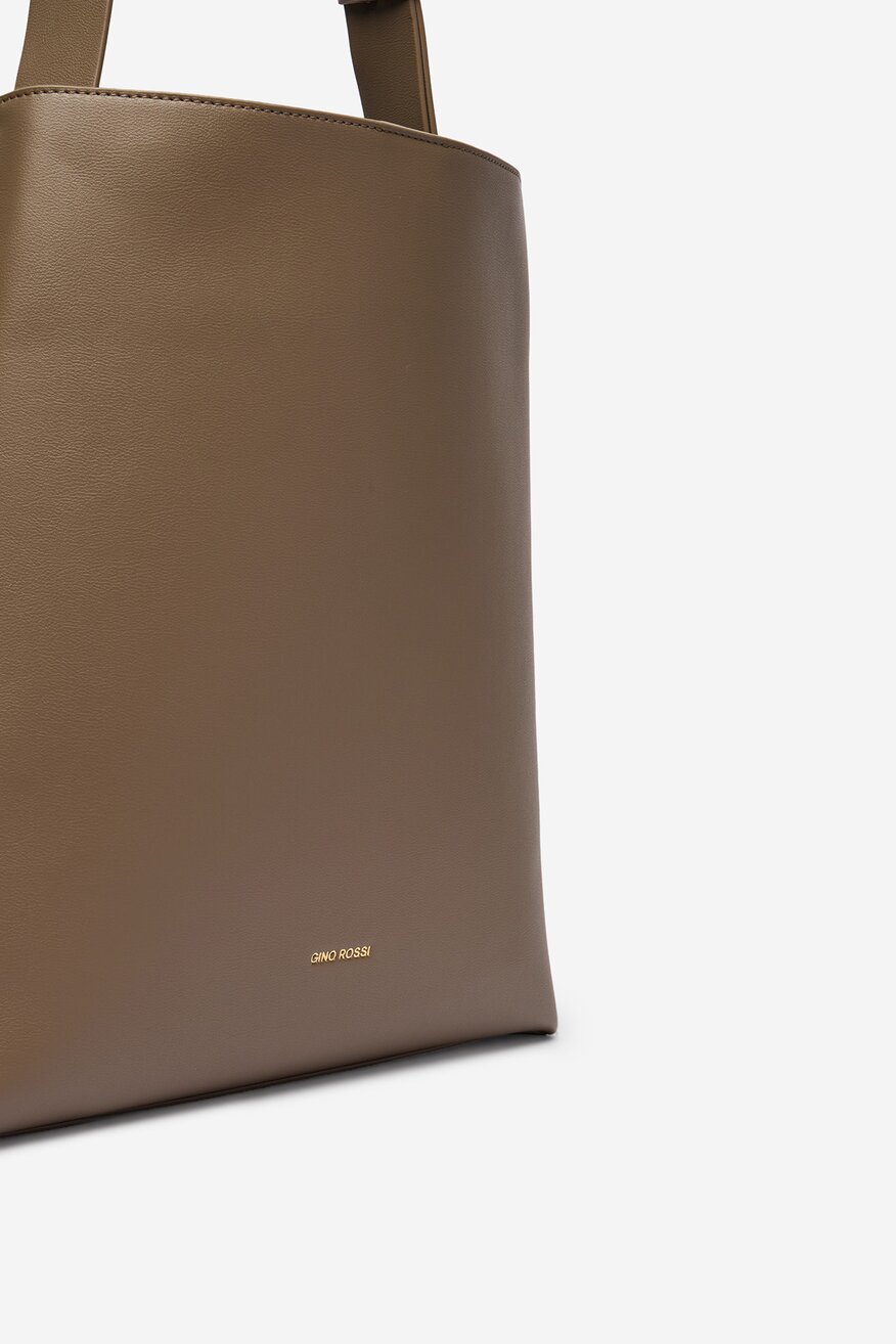 
                Дамска чанта Gino Rossi ТЪМНОБЕЖОВ - 5906751623534