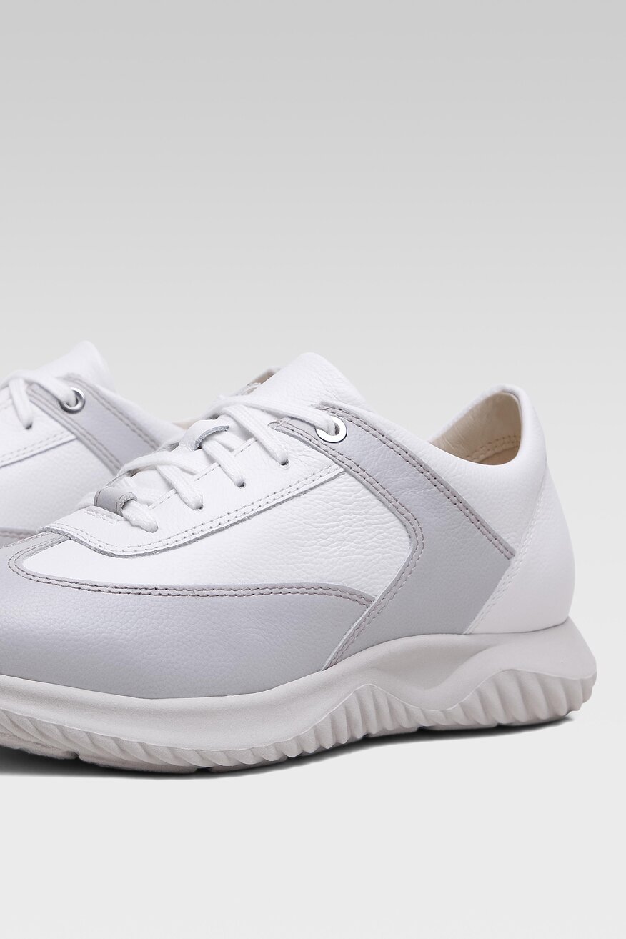 
                Lasocki - Sneakersy skórzane - 5904248455316