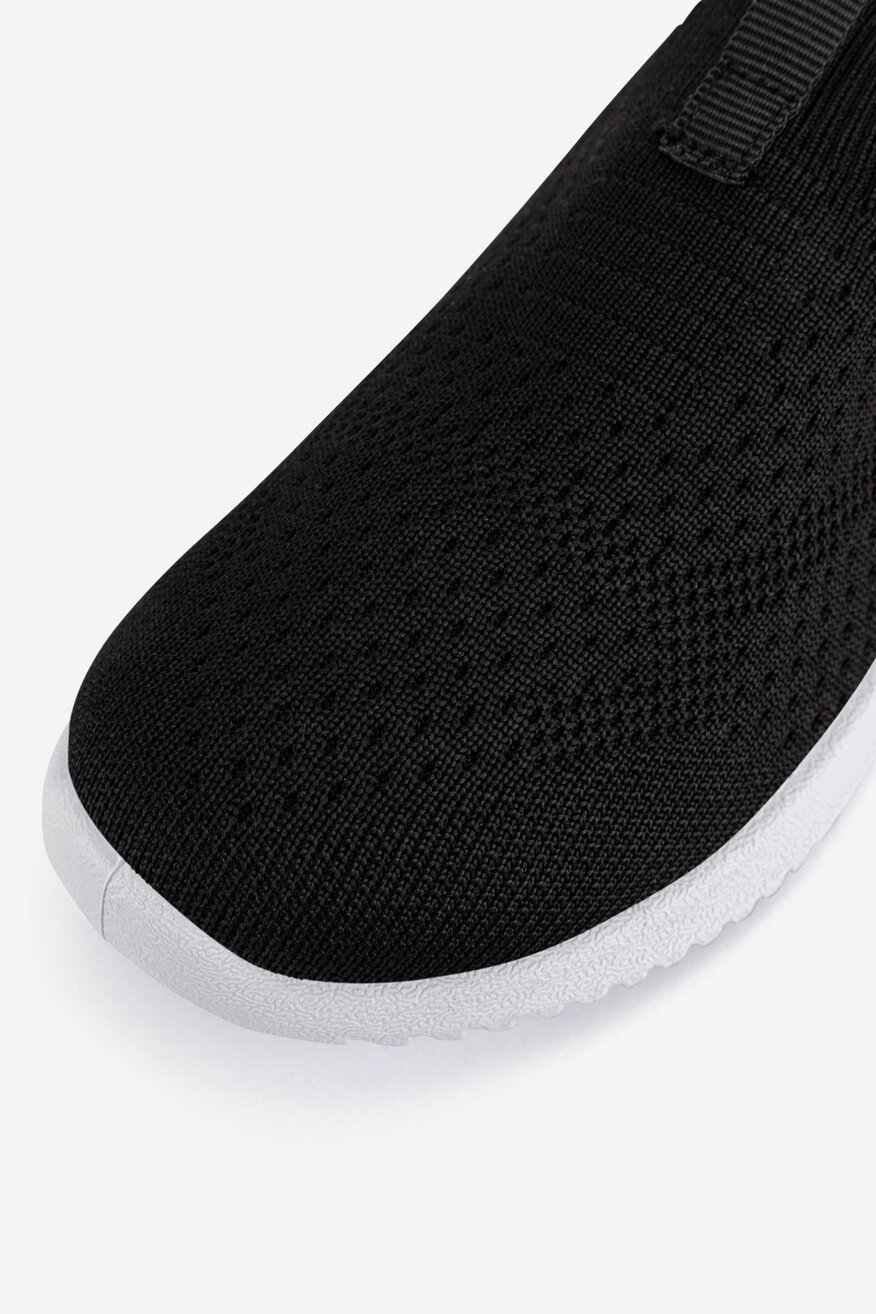 
                Sportska obuća Action Boy CRNA - 5905588752349