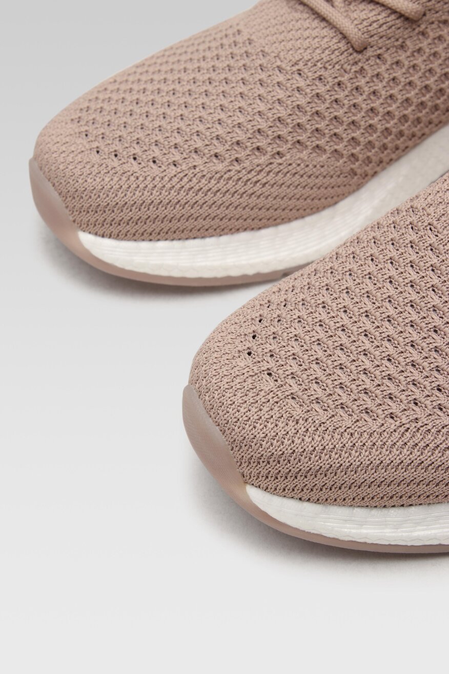 
                Спортни обувки Sprandi БЕЖОВ - 5904862746197