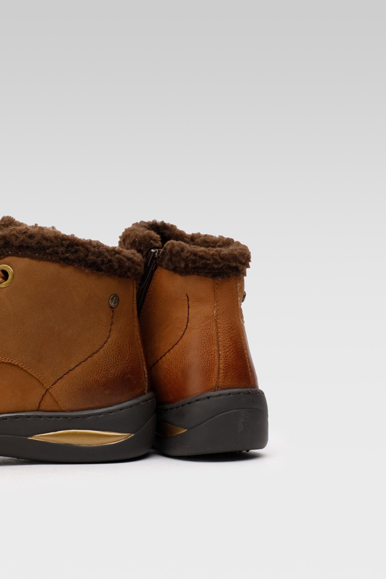 Trzewiki Go Soft WI23-LIPARI-05 Camel