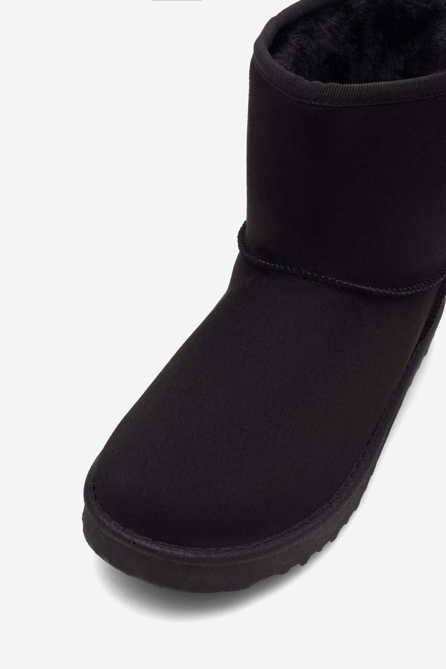 
                Боти Jenny Fairy ЧЕРЕН - 5905588805960