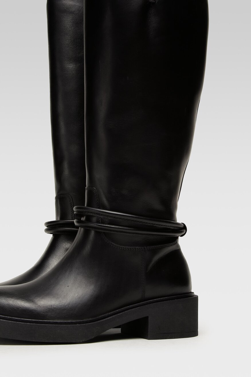 
                Csizma Gino Rossi FEKETE - 5904862276939