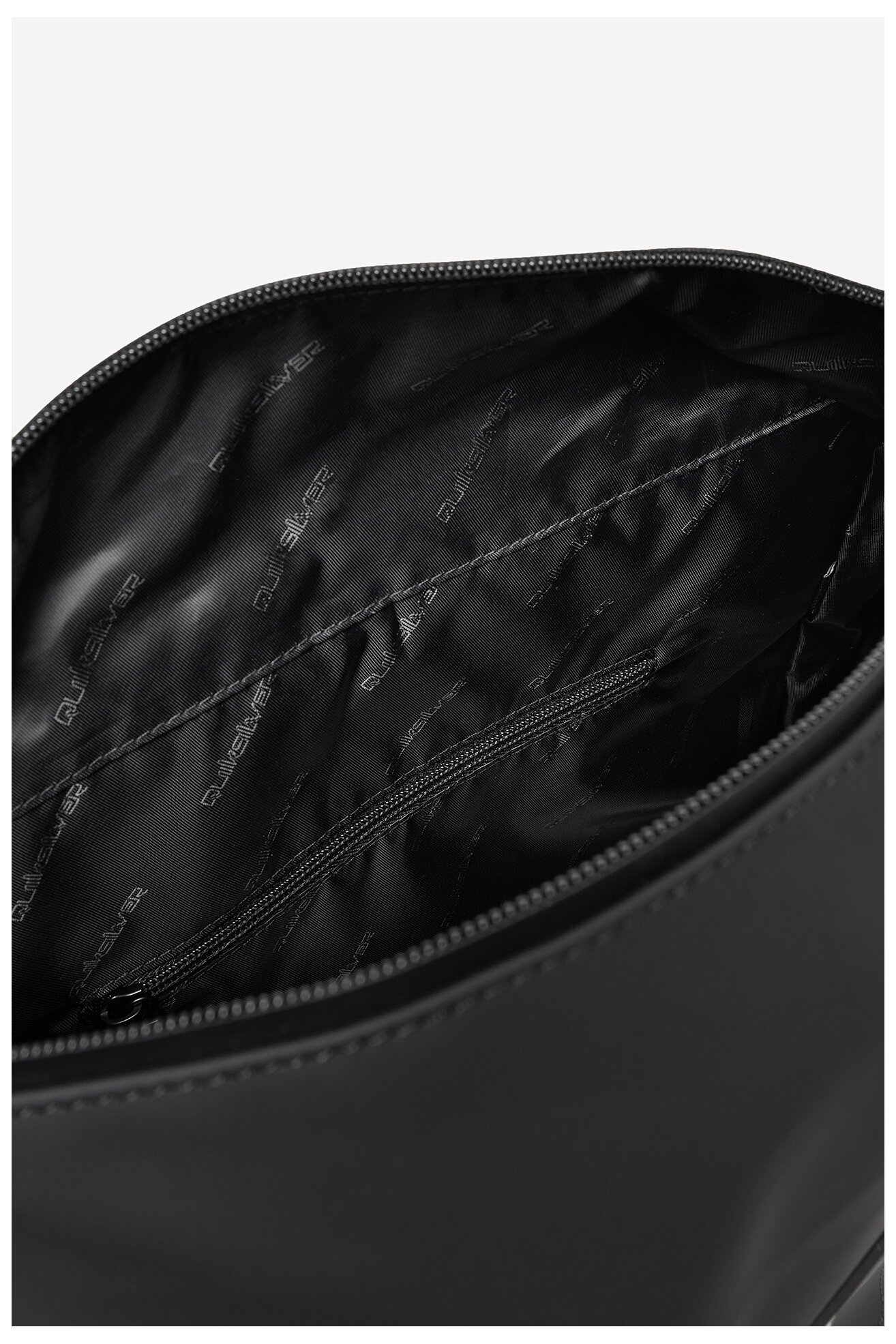 Hátizsák QUIKSILVER C-QUIC-KL-002-08 FEKETE