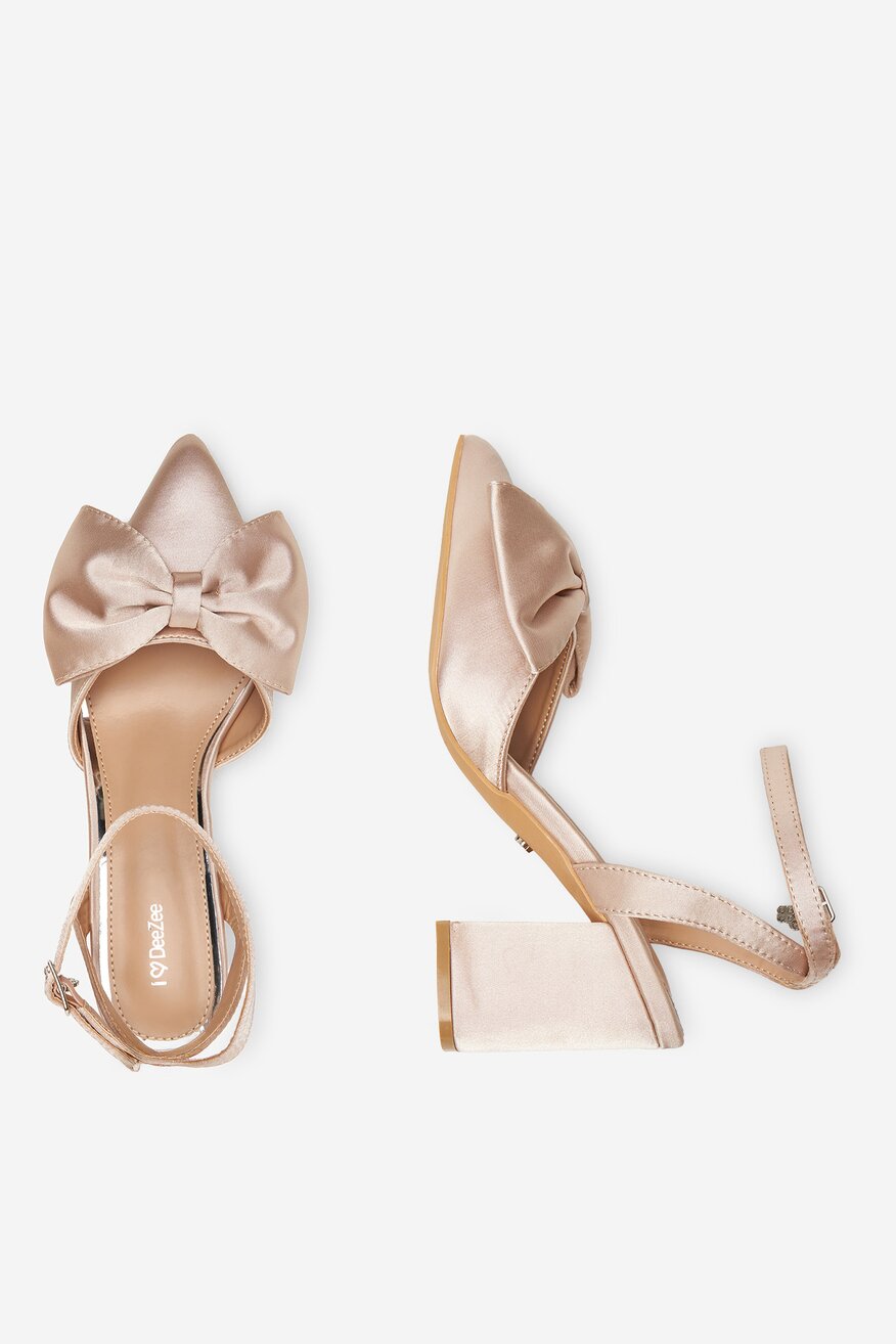 
                Körömcipő DeeZee BÉZS - 5906751110027