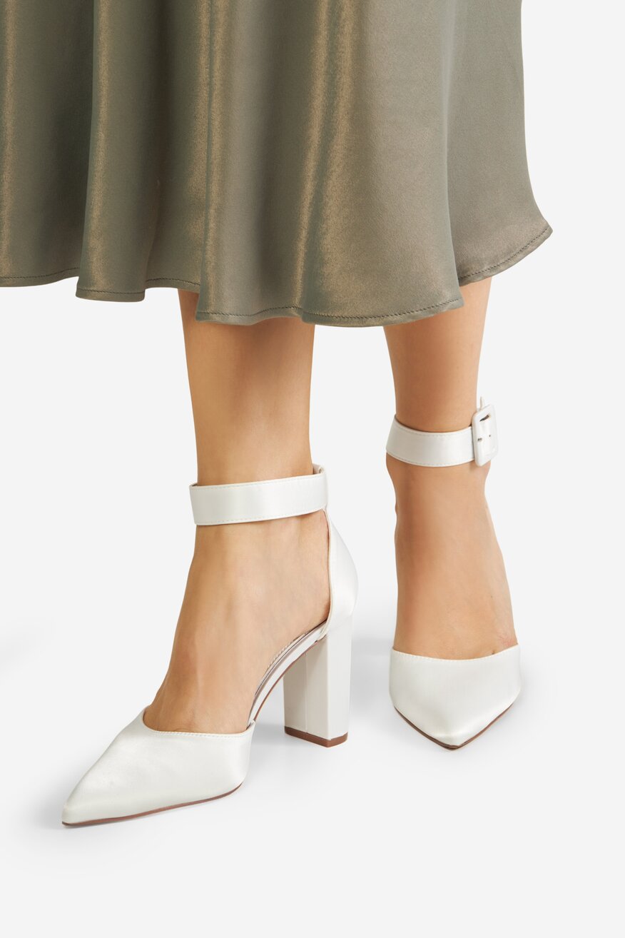 
                Jenny - Czółenka na słupku - 5906751022955