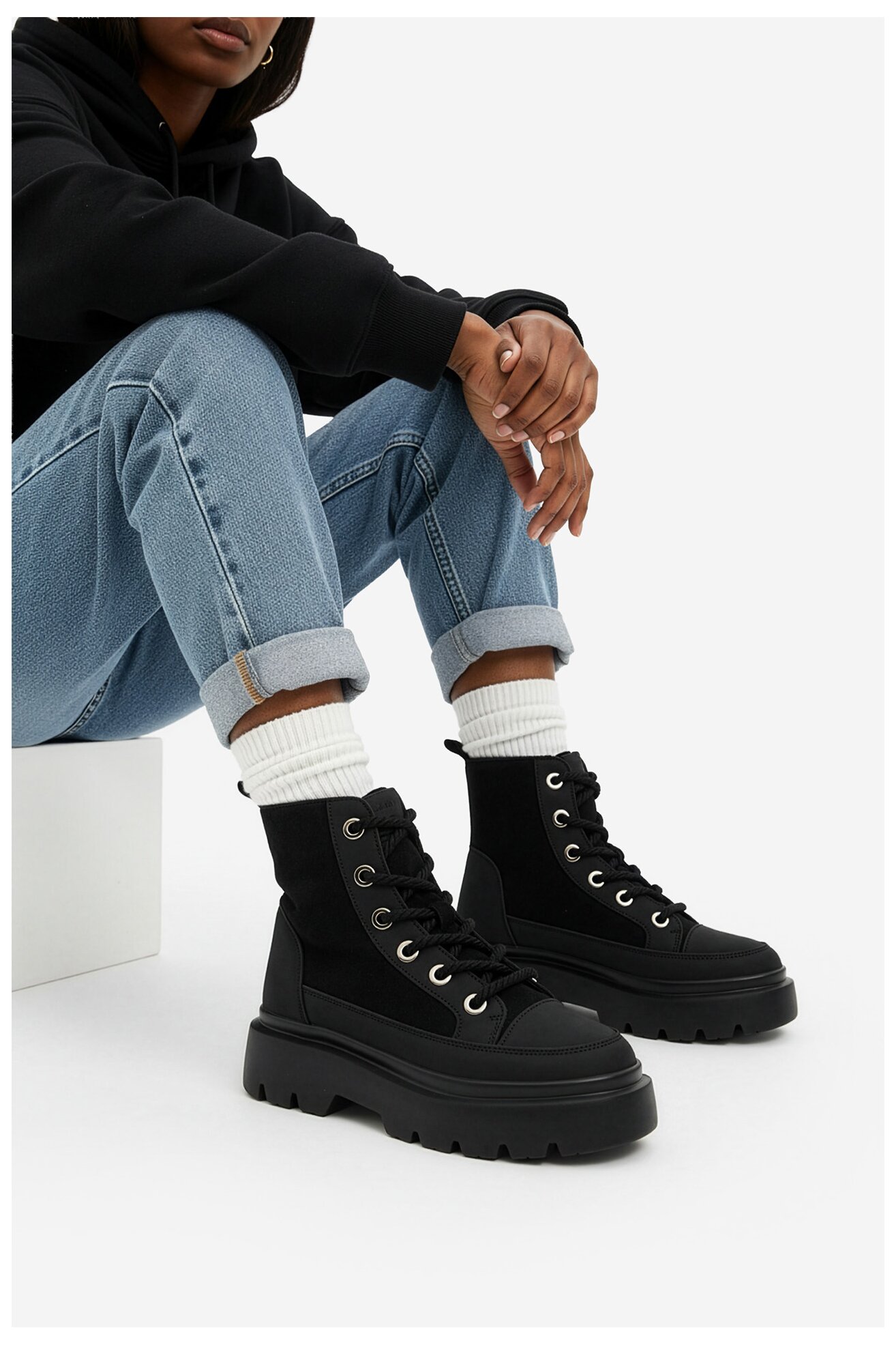 Trzewiki ROXY CEO-V12-1125 Czarny