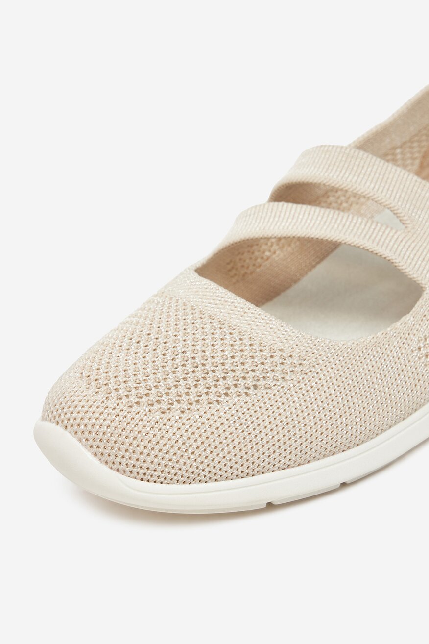 
                Remonte - Półbuty - 5906751738092