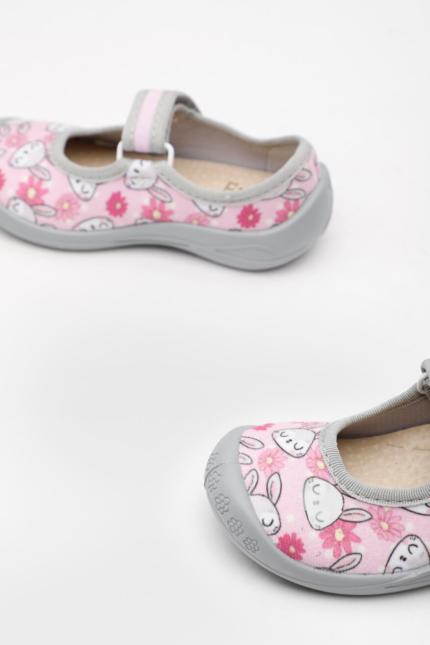 MB - Kapcie z printem różowe - 5904248834555