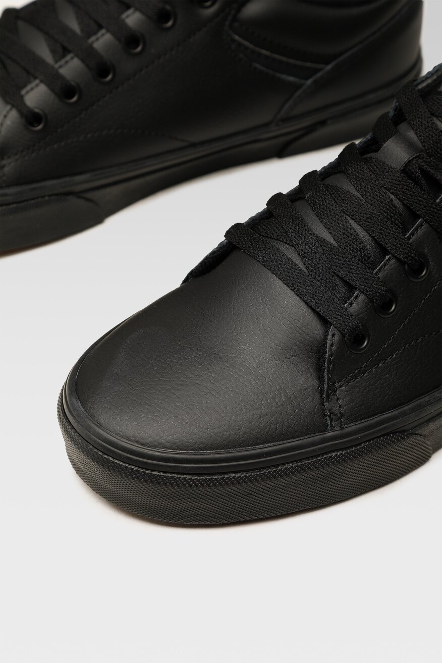 
                Vans - Skórzane trampki czarne - 5904248056827