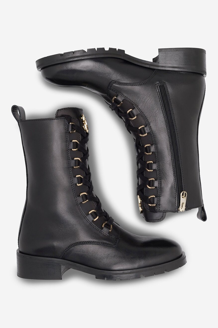 
                Csizma EVA MINGE FEKETE - 5905588133957