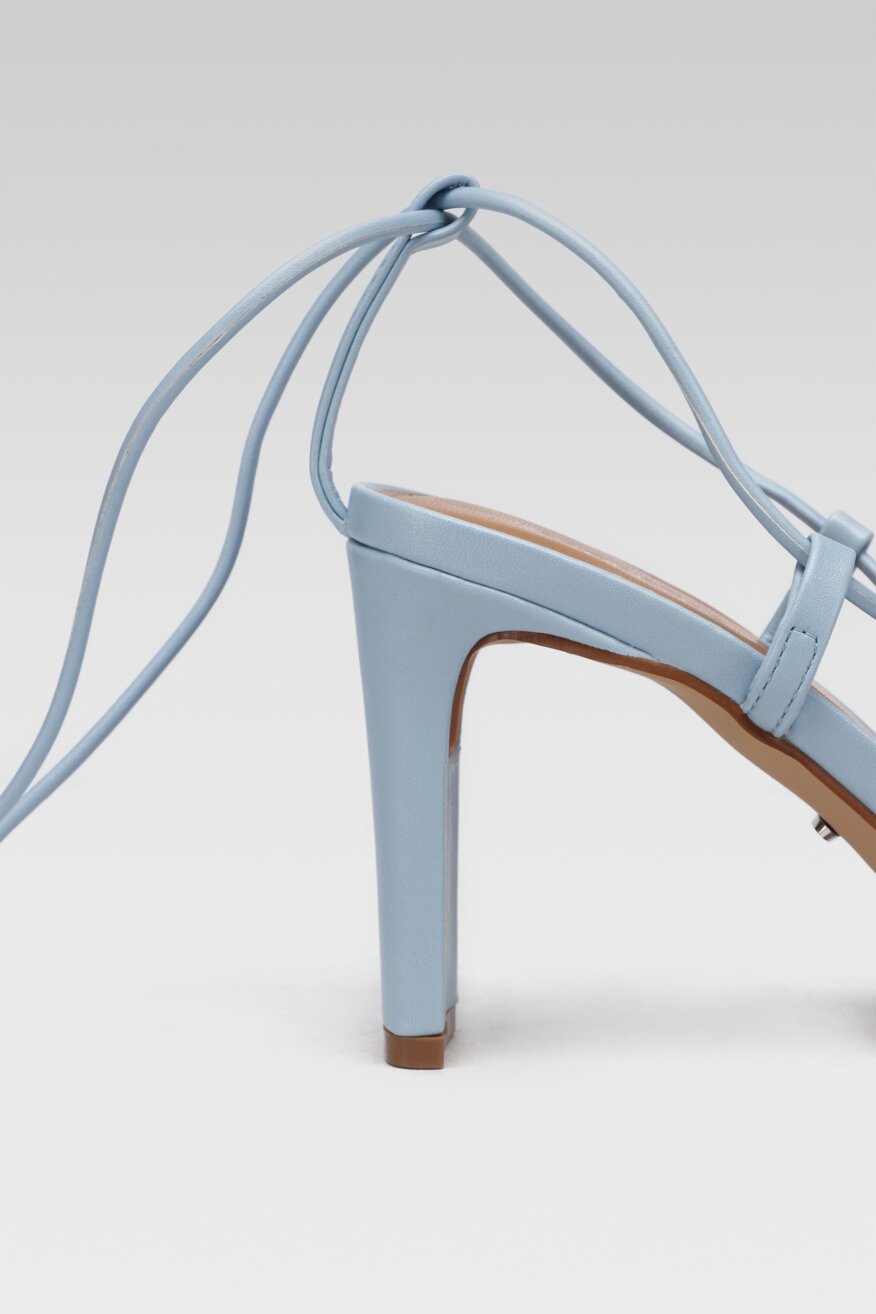 
                DeeZee - Sandały na obcasie rzymianki - 5903698489285