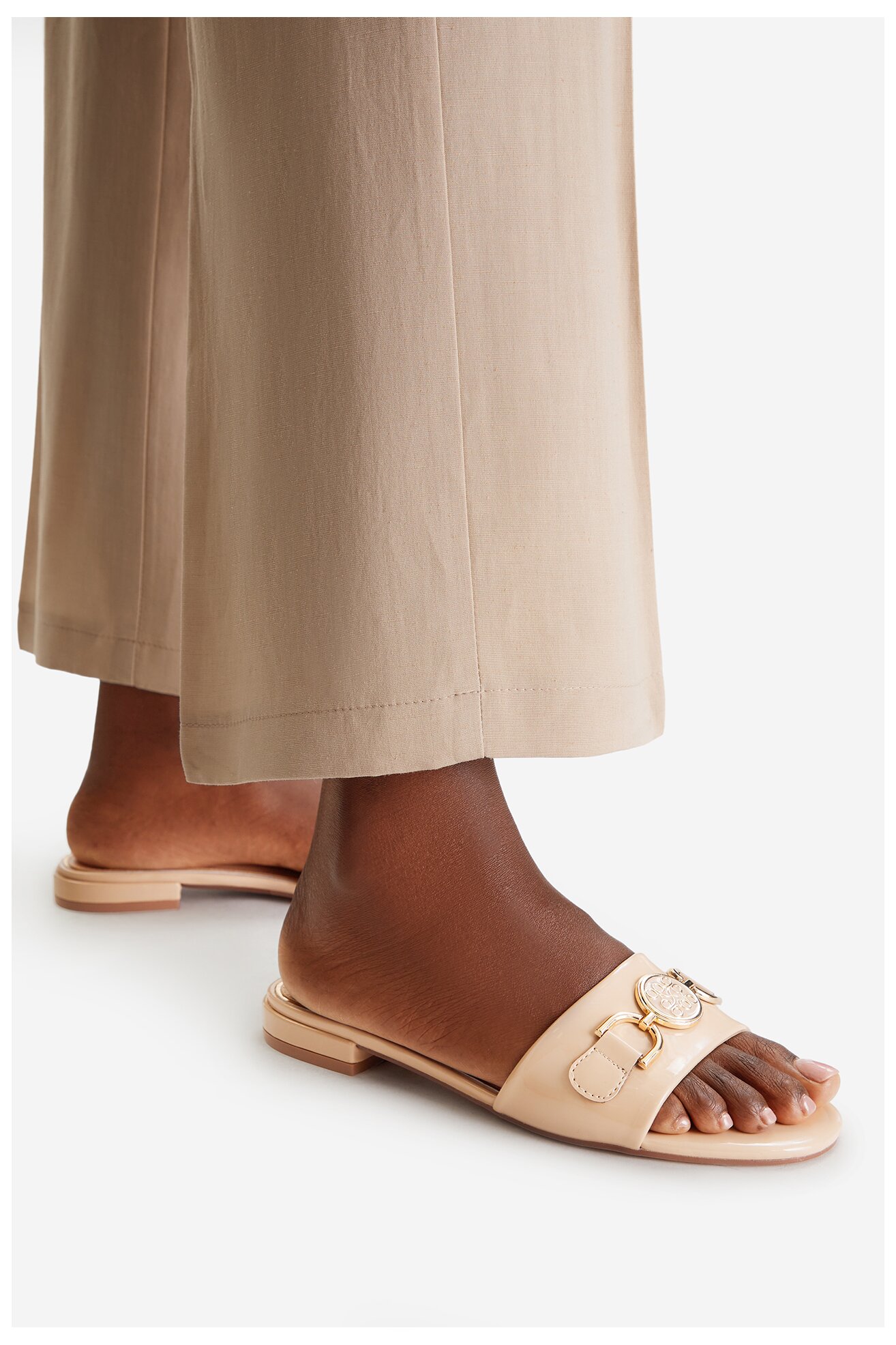 Klapki NINE WEST CEO-LS6445-01 Beżowy