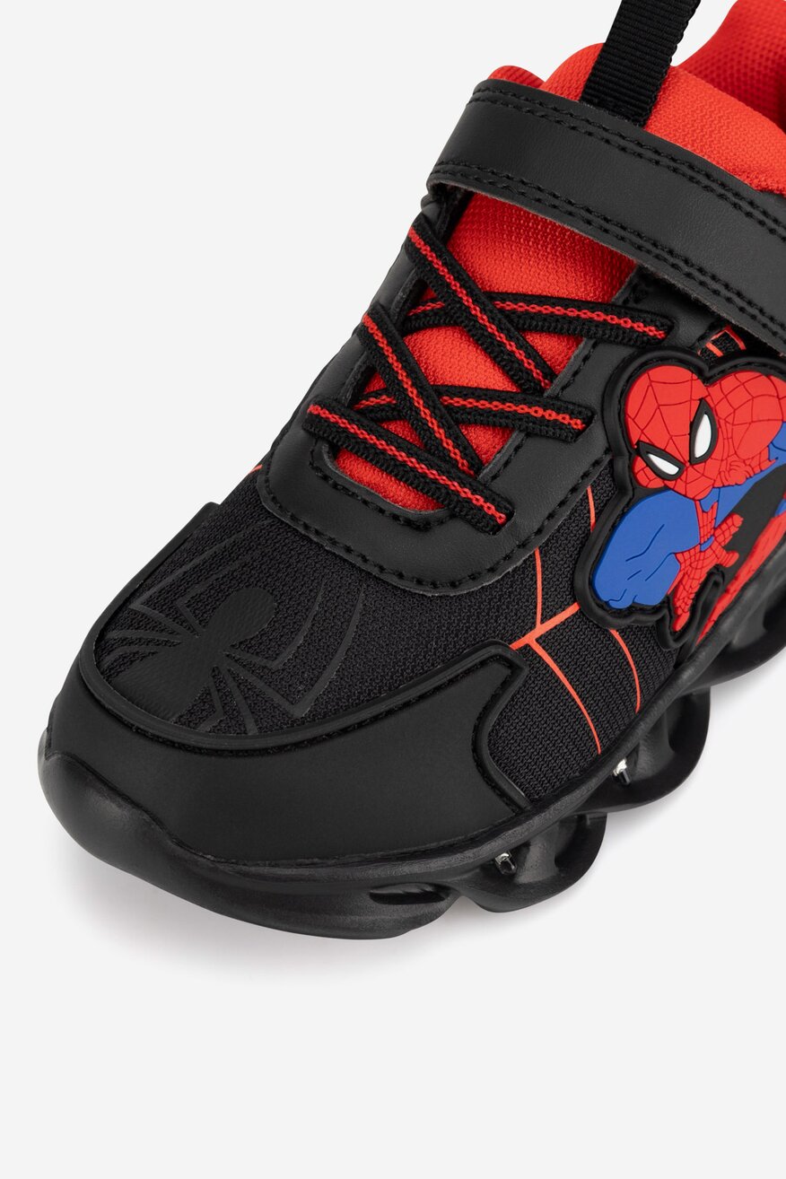 
                Spider-Man - Sneakersy z migającymi diodami - 5905588748168