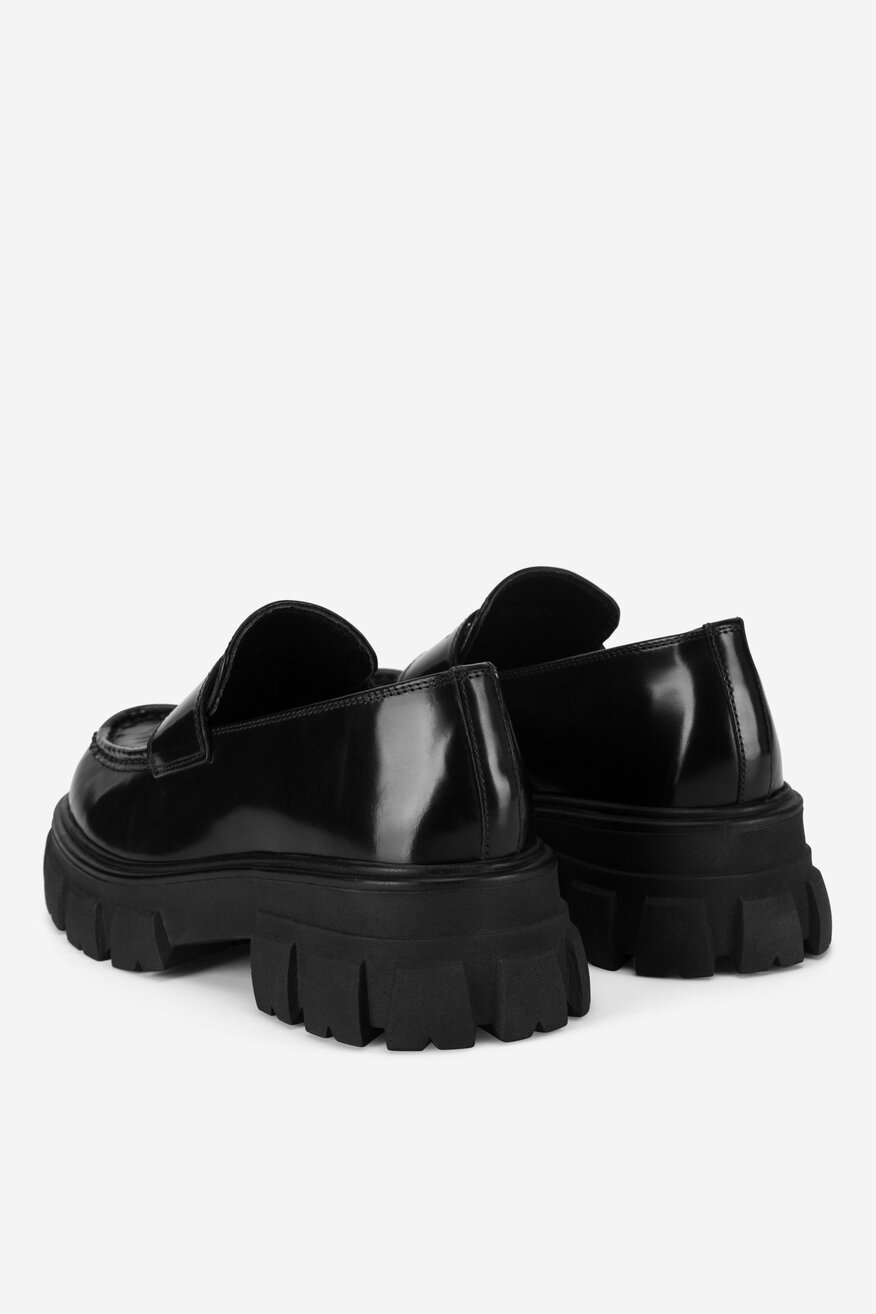 
                Badura - Loafersy skórzane - 5905588814924