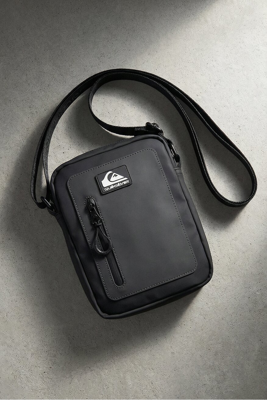 
                Мъжка чанта QUIKSILVER ЧЕРЕН - 5906751341896