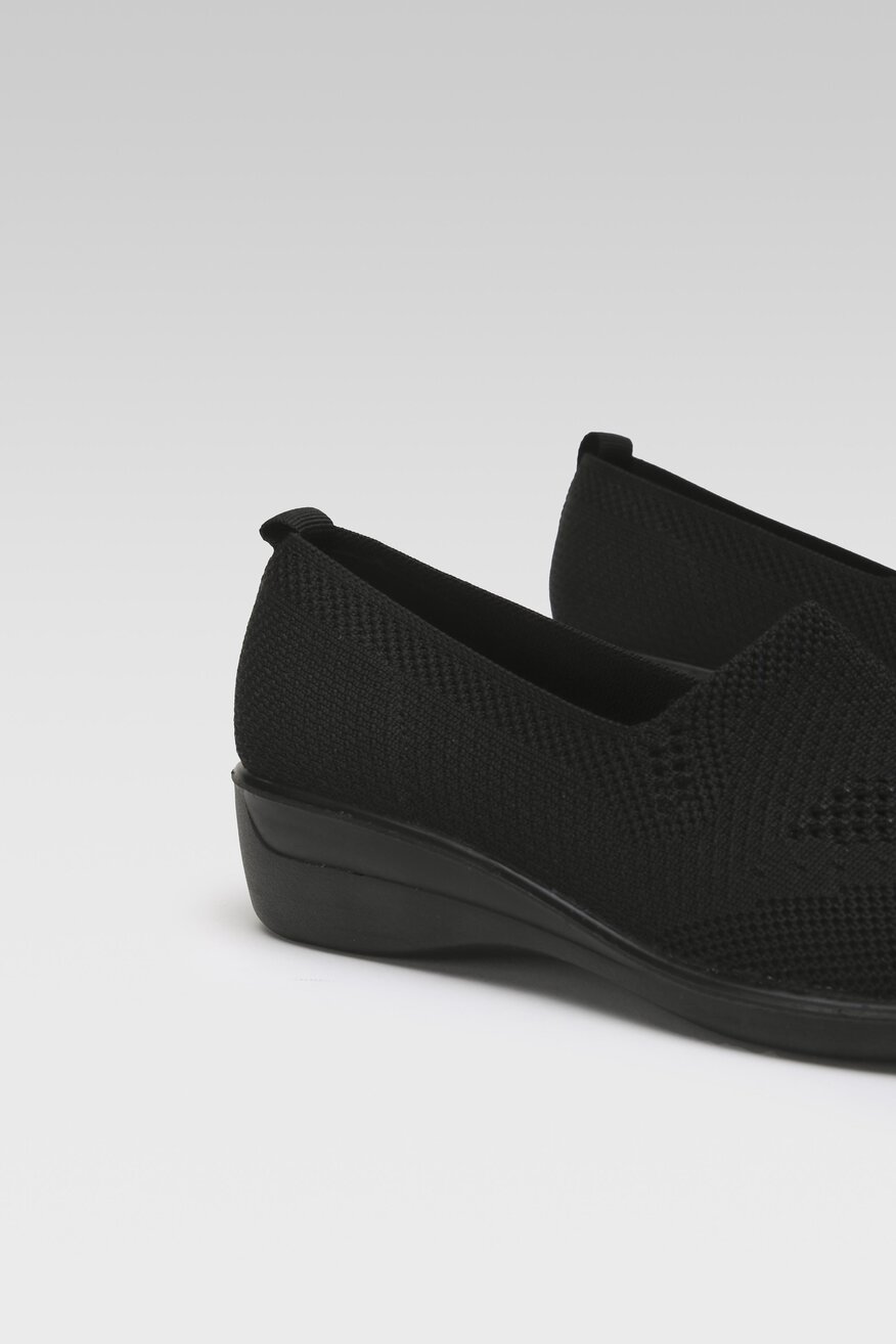 
                Clara Barson - Półbuty czarne - 5904862575353