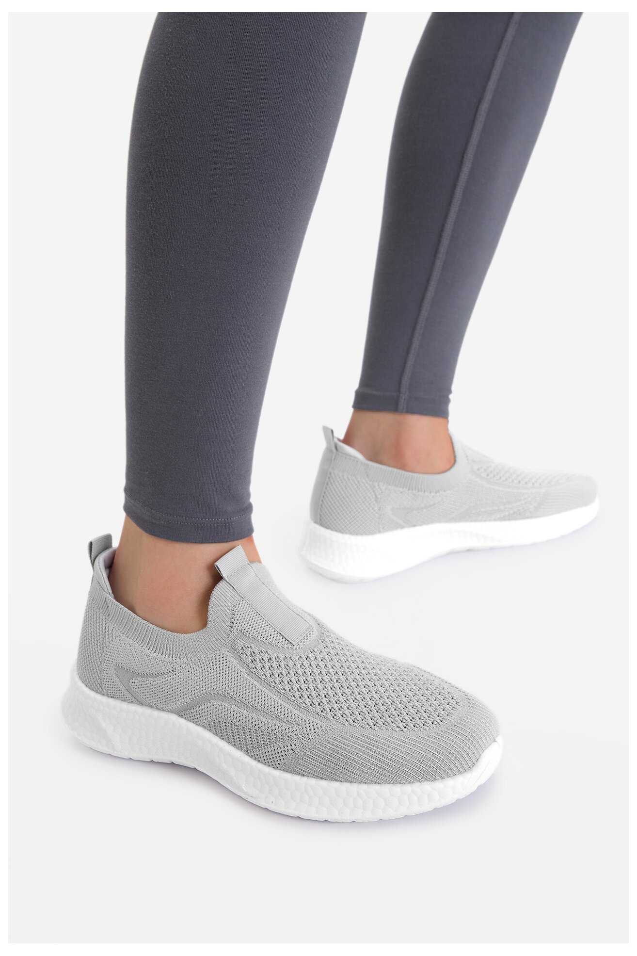 Patike Jenny CEO-WFA270923-2 SIVA