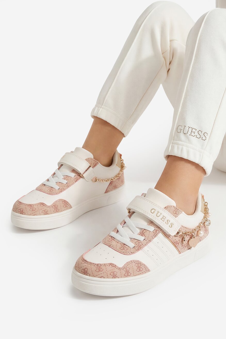 
                GUESS - Sneakersy - 5906751755112
