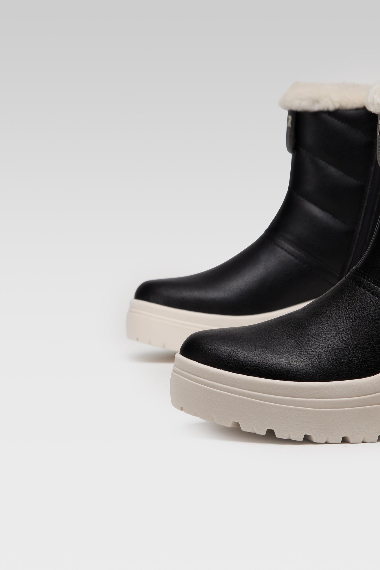 Botki Rieker Revolution Lifestyle W0373-00 Czarny