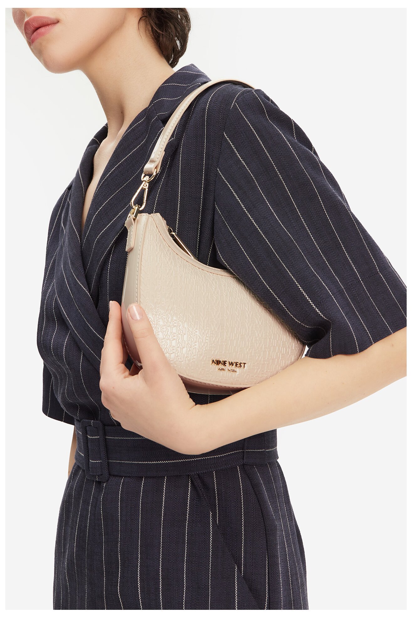 Дамска чанта NINE WEST GLAR1 БЕЖОВ