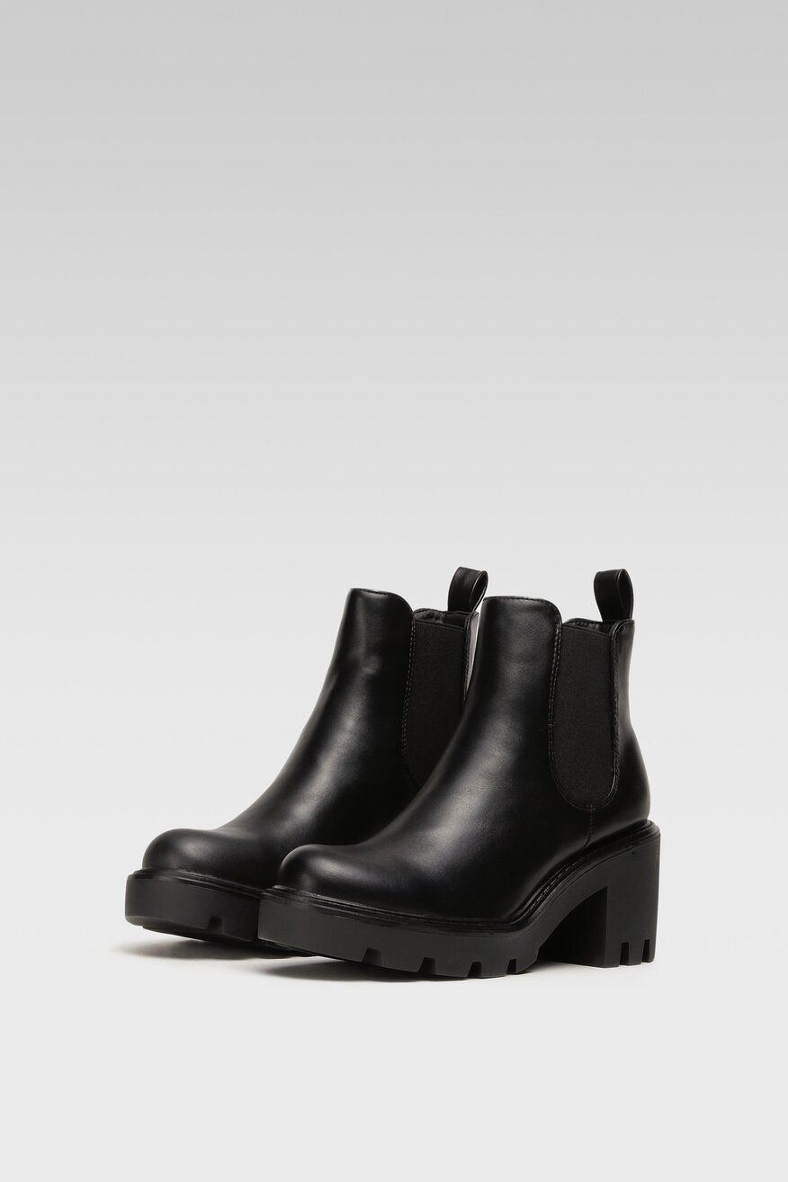 
                DeeZee - Botki na słupku - 5904862167060