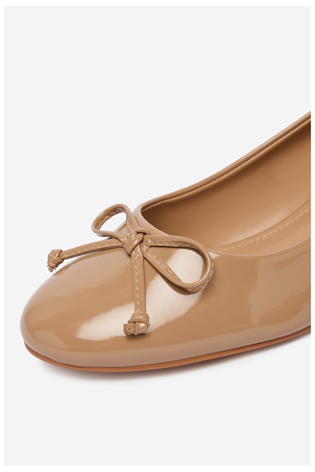 Körömcipő Jenny CEO-CD25-027-1 BÉZS