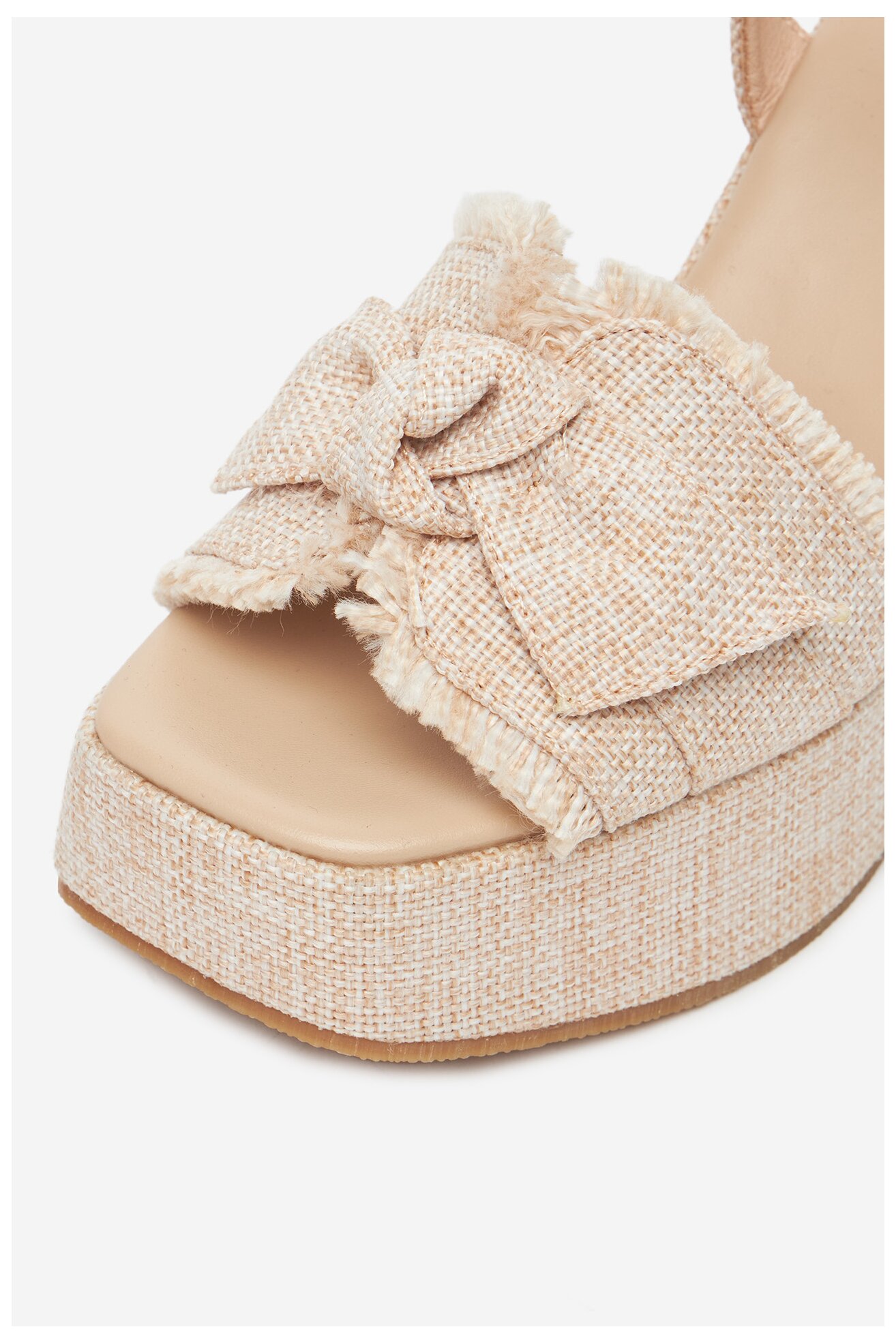 Сандали DeeZee F23858-35 БЕЖОВ