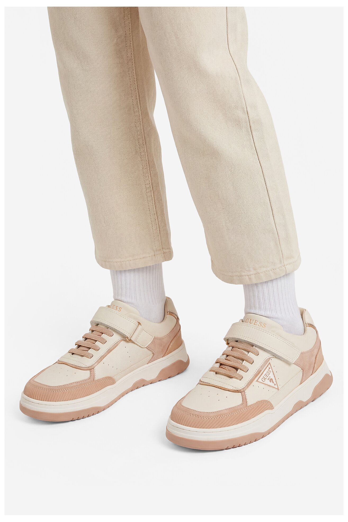 Кросівки GUESS CEO-CI12-CAROL-05 БІЛИЙ