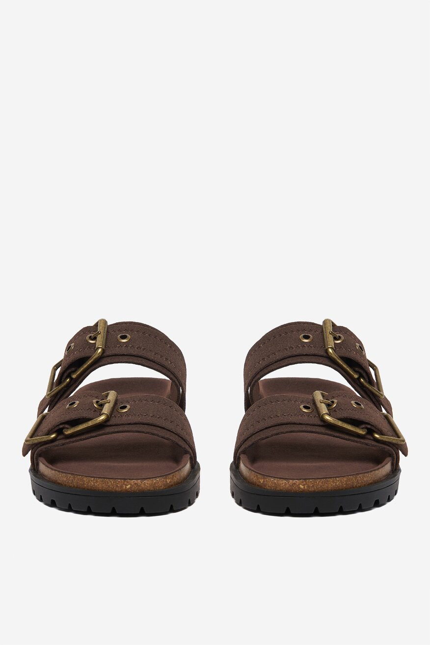 
                Шльопанець DeeZee КОРИЧНЕВИЙ - 5906751753200