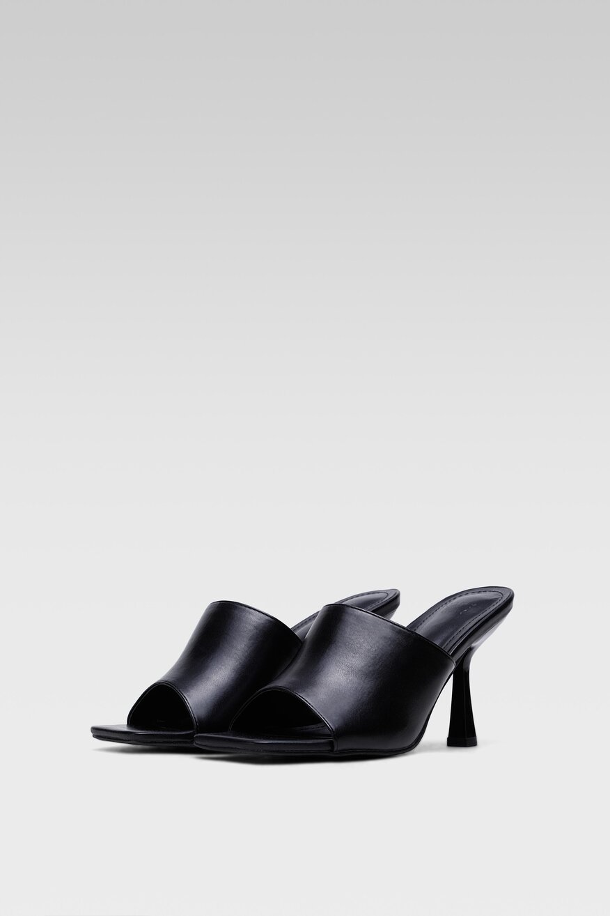 
                Șlapi Jenny Fairy NEGRU - 5904248701994