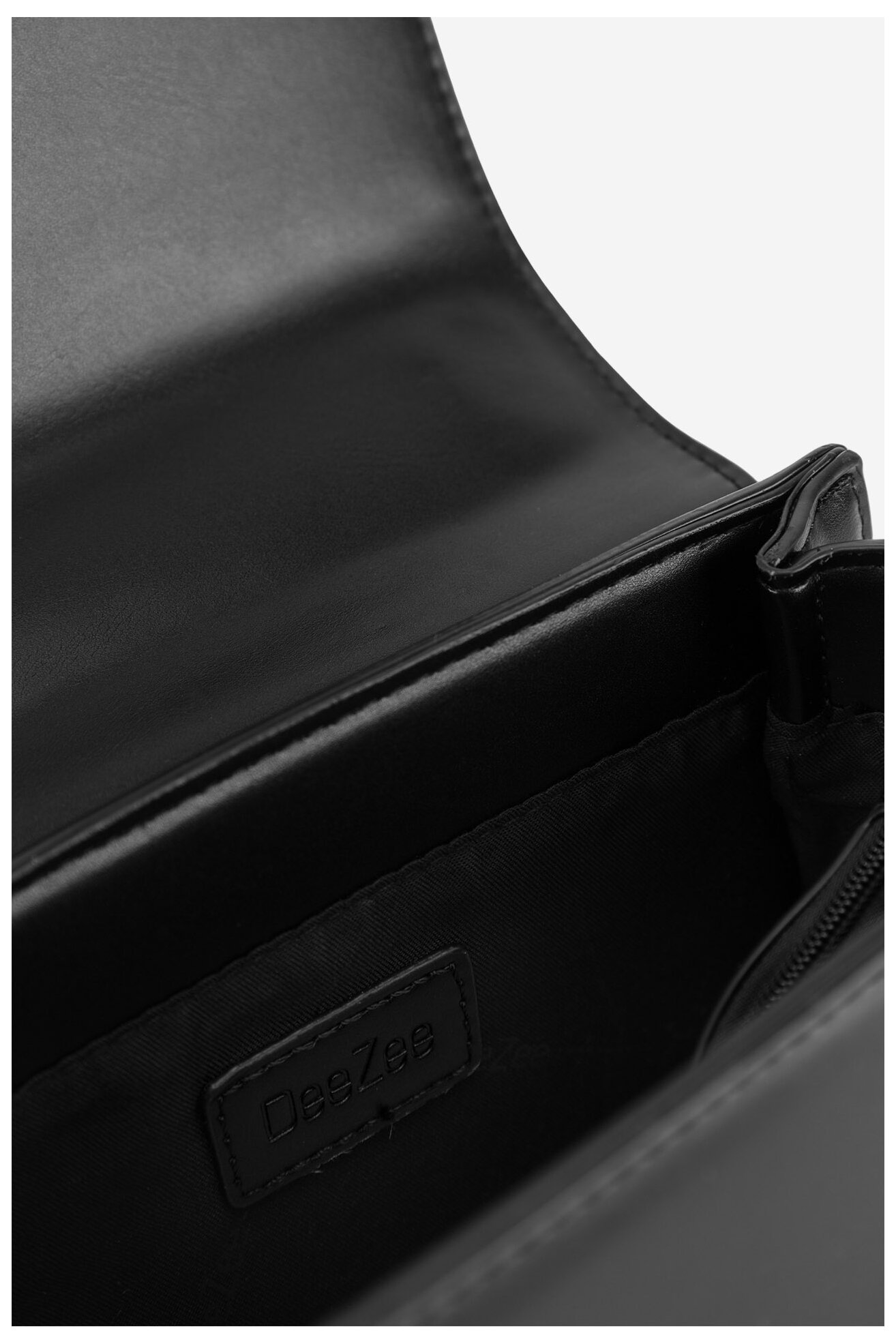 Дамска чанта DeeZee MDP-L-017-06 ЧЕРЕН