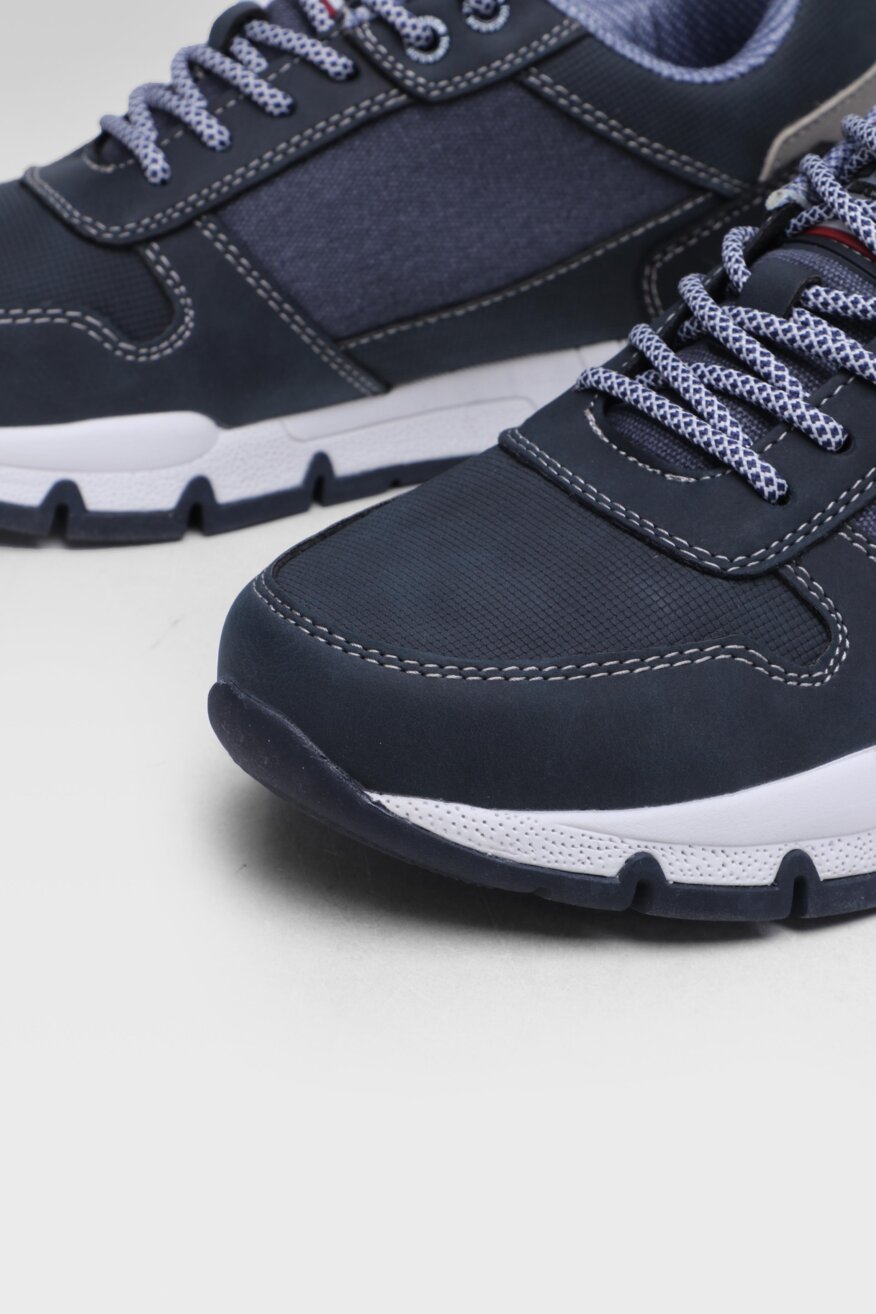 
                Tom Tailor - Półbuty granatowe sznurowane - 5903698426266