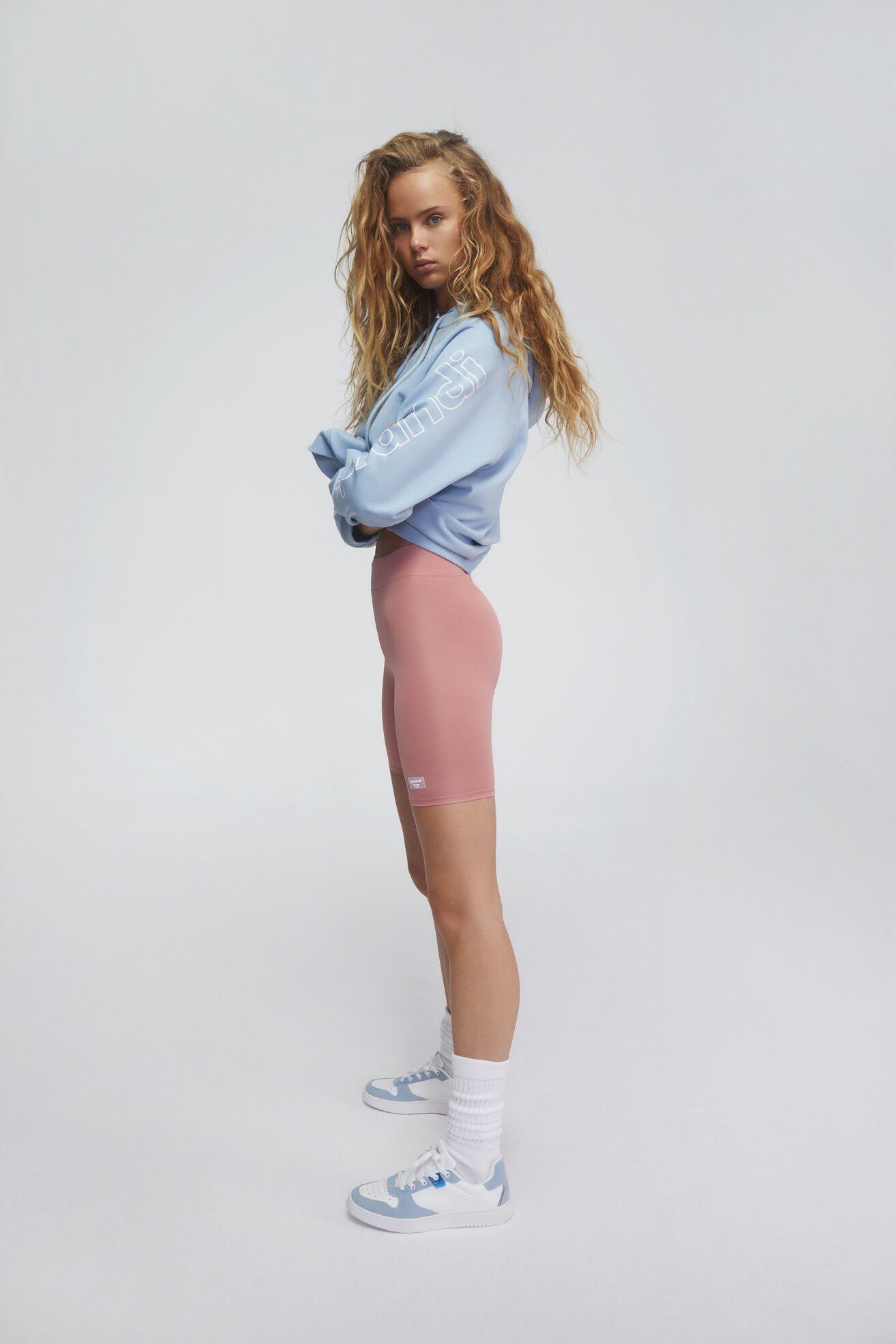 Spodenki Sprandi SS21-SHD004 Różowy jasny