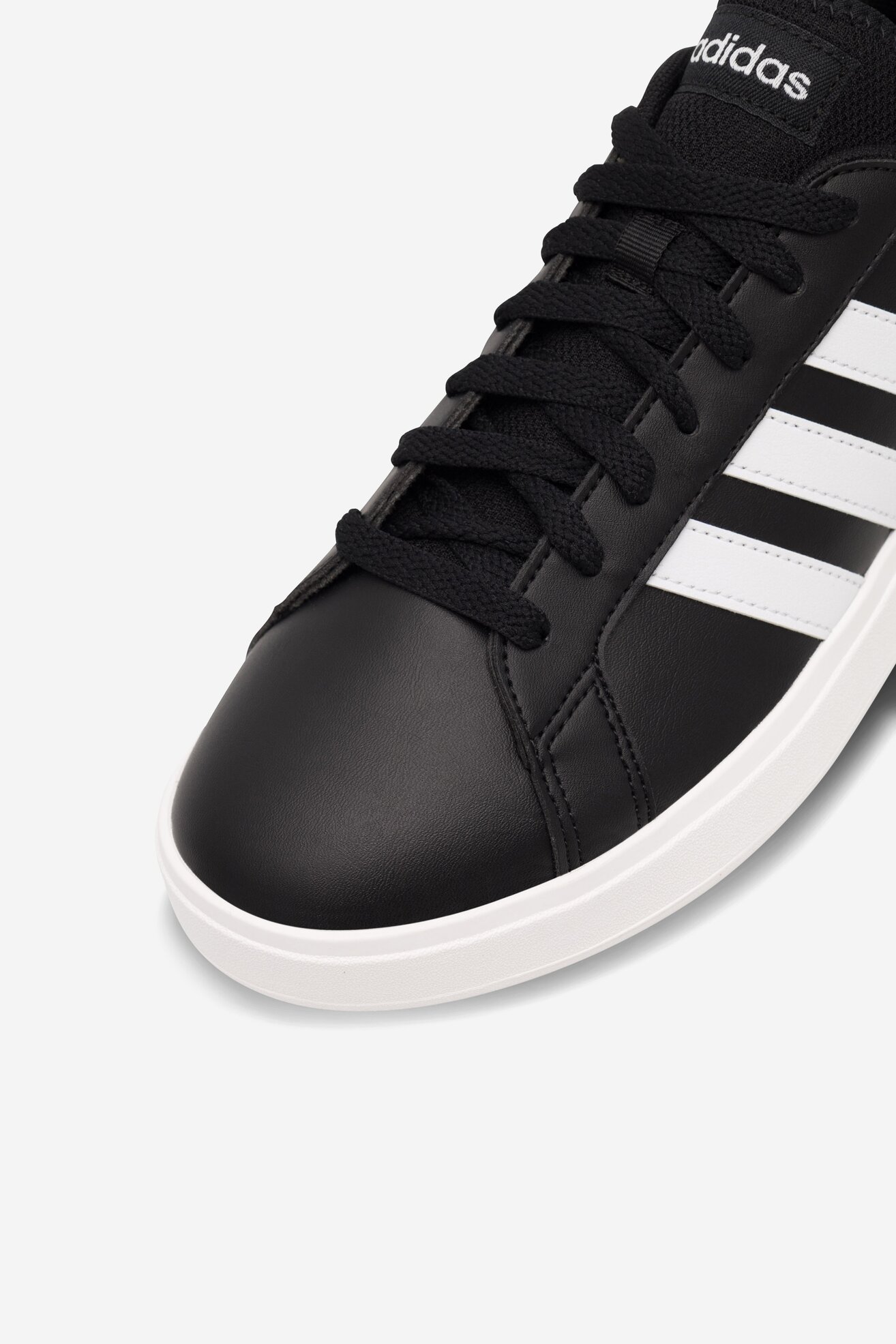 Спортни обувки adidas GRAND COURT BASE 2.0 GW9251 ЧЕРЕН