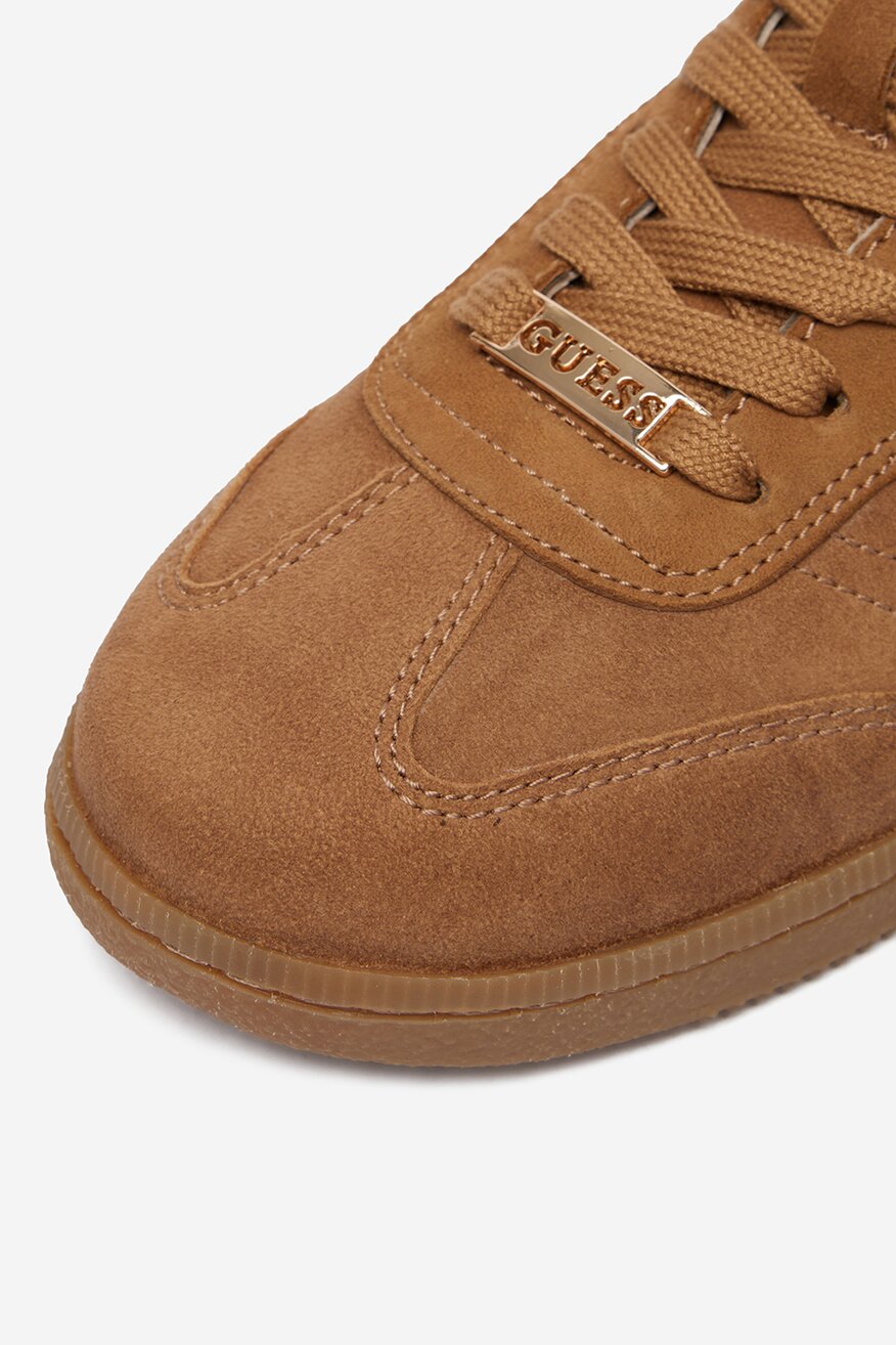 
                        Кросівки GUESS KIDS CEO-BI12-3210-02(CH) ВЕРБЛЮЖИЙ - 5906751872390