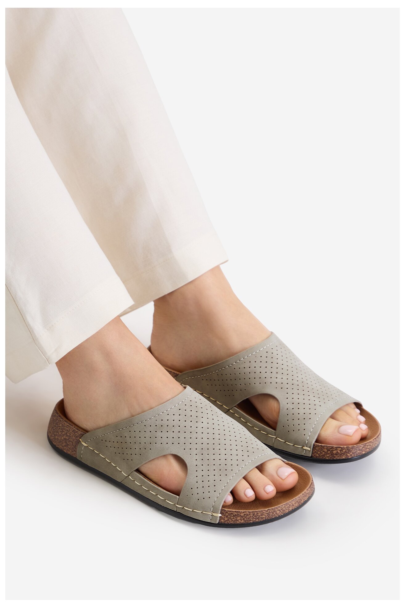 Klapki Go Soft CEO-W25701 Szary