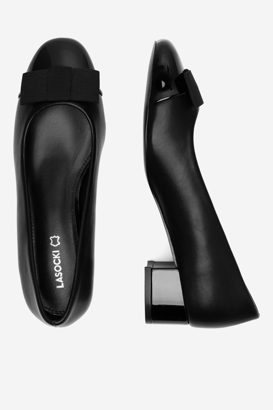 
                Körömcipő Lasocki FEKETE - 5903419927591