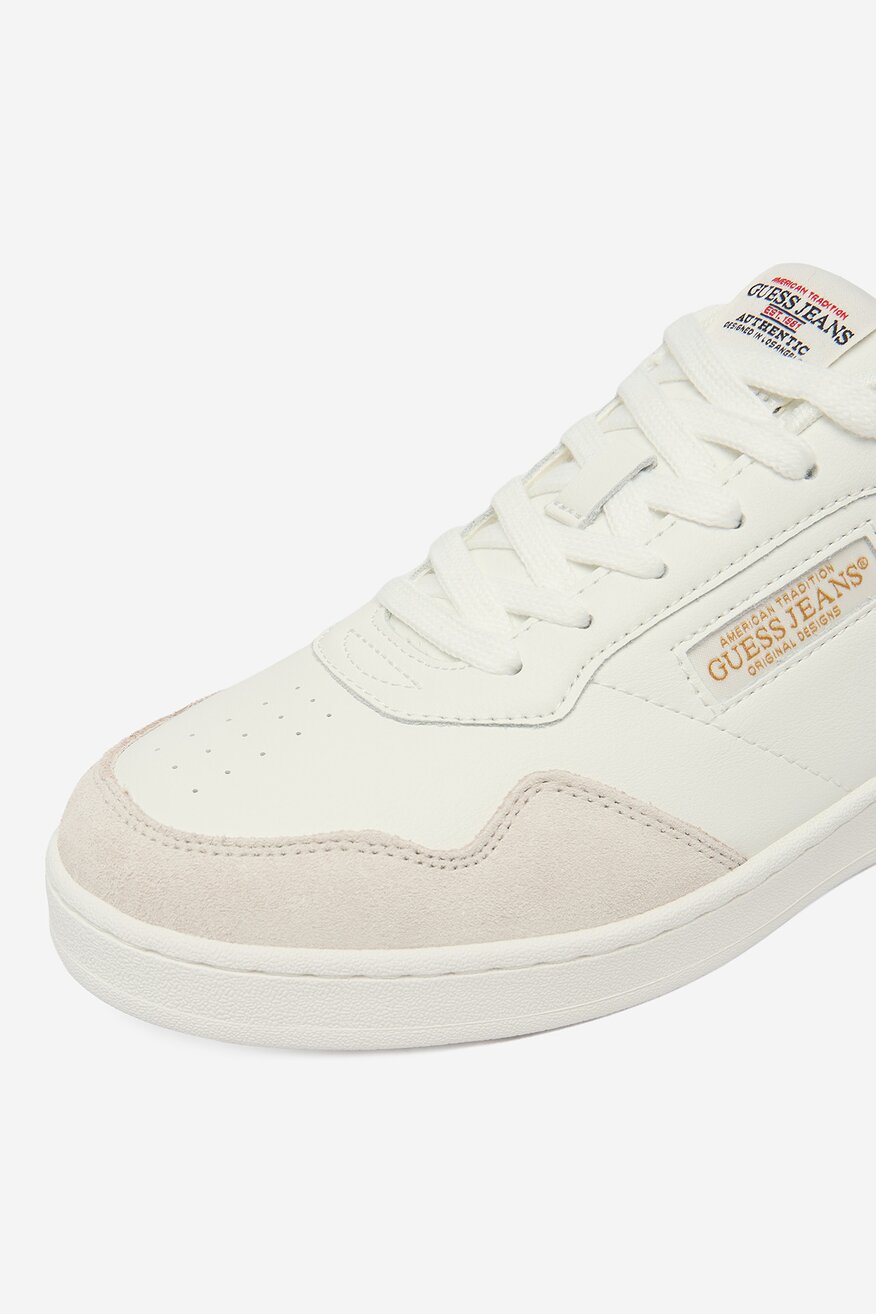 
                Сникърси GUESS JEANS БЯЛ - 5906751996799