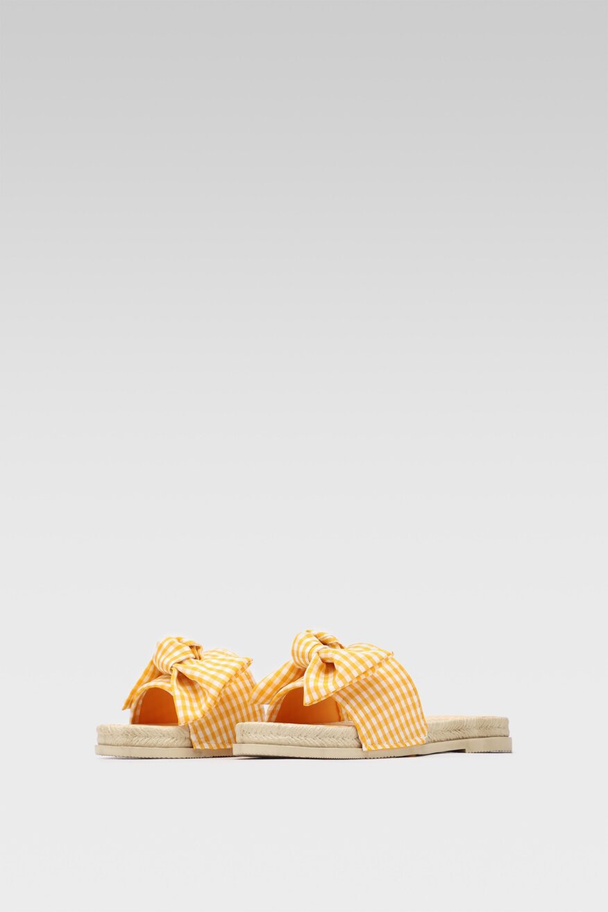 
                Jenny Fairy - Klapki z aplikacją żółte - 5903698696041