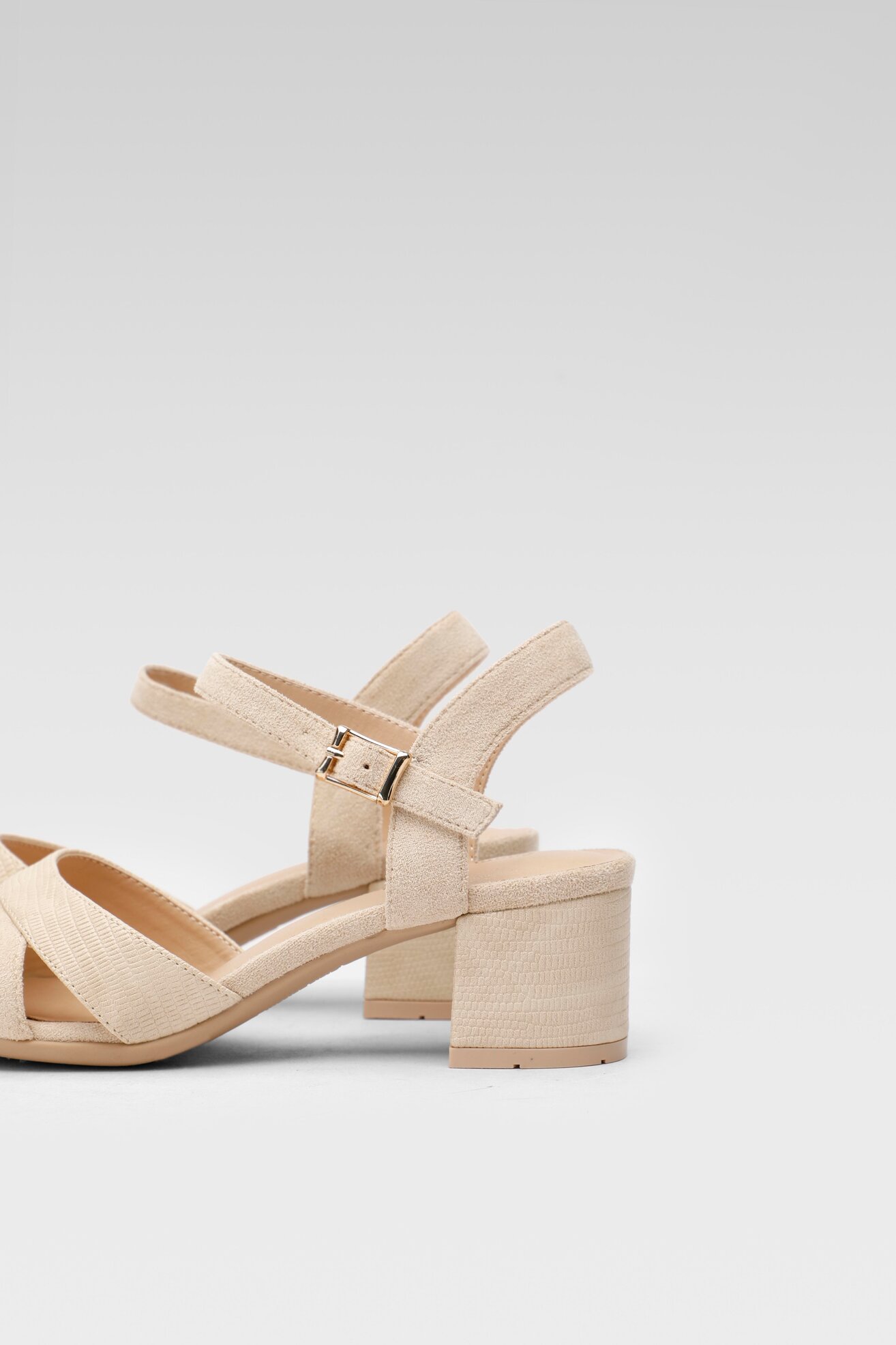 Sandały Clara Barson WS5695-01 Beżowy