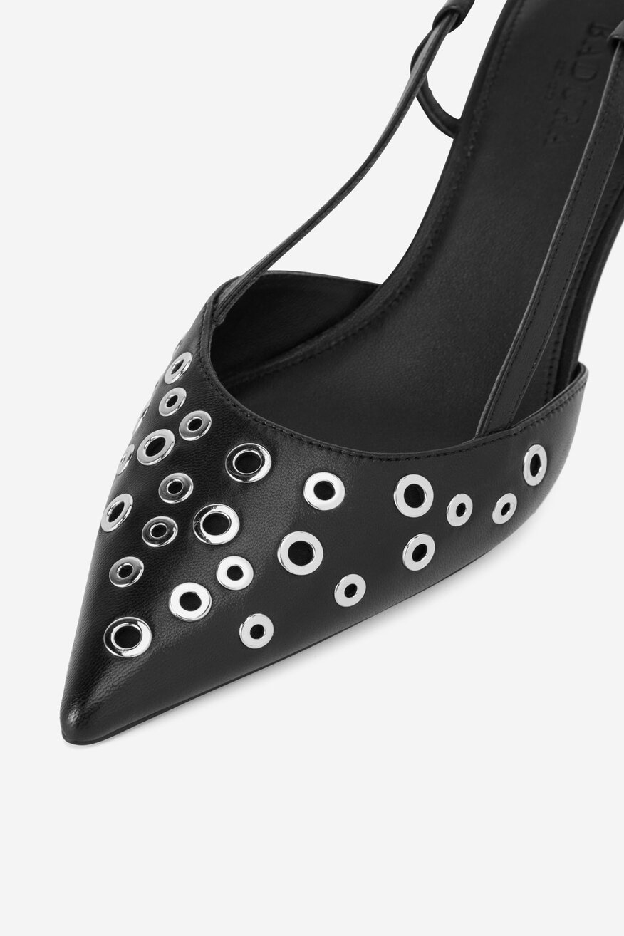 
                Елегантни обувки Badura ЧЕРЕН - 5903419784880