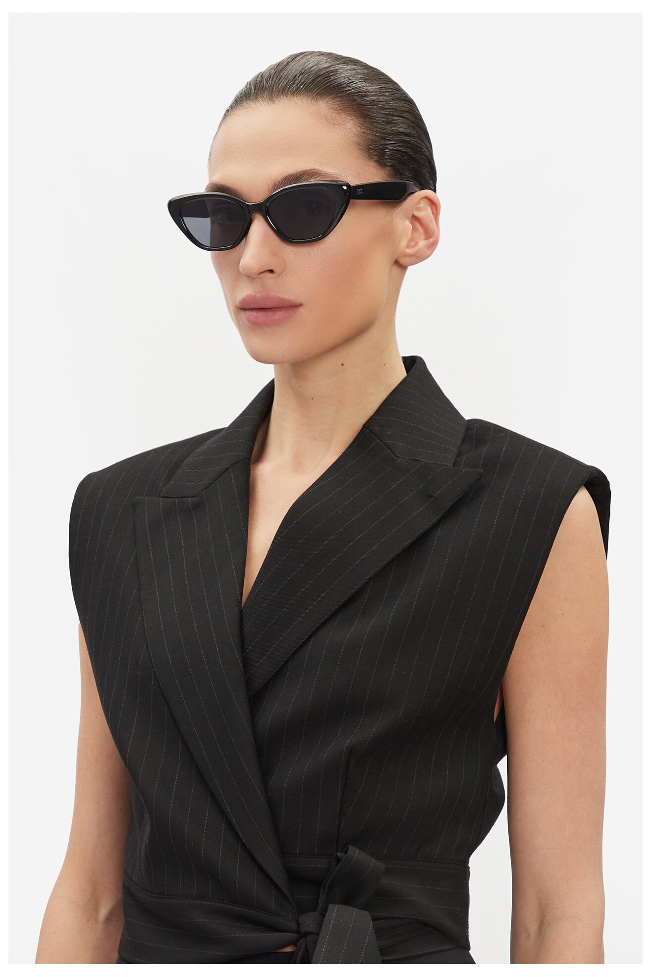 Дамски слънчеви очила DeeZee BSPC453 ЧЕРЕН