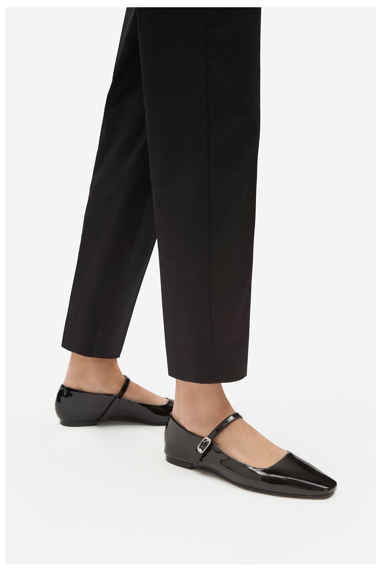 Baleriny Gino Rossi EMMY-V12 Czarny